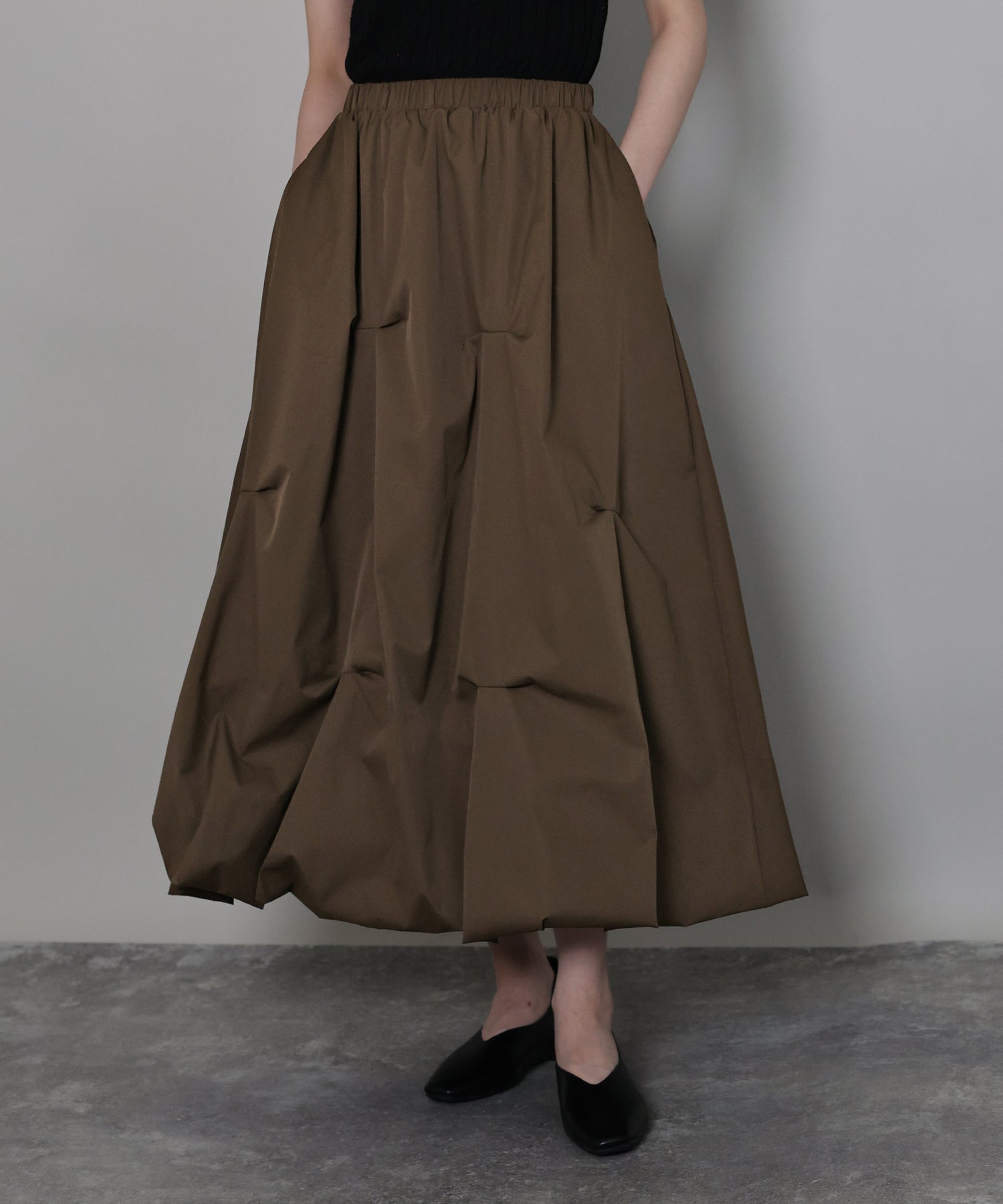 ジェーバイブルー J by blue ランダムタックバルーンスカート (ブラック) ブラック