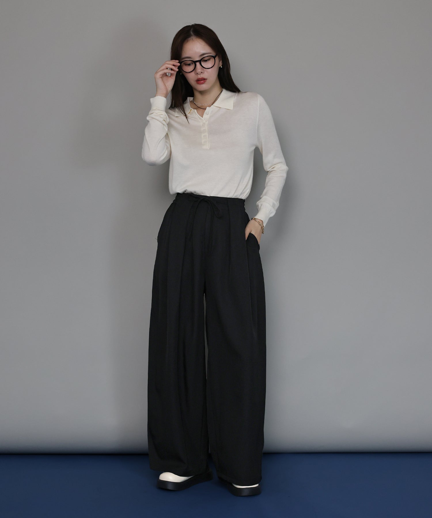 ジェーバイブルー J by blue タックワイドパンツ (ブラック) ブラック