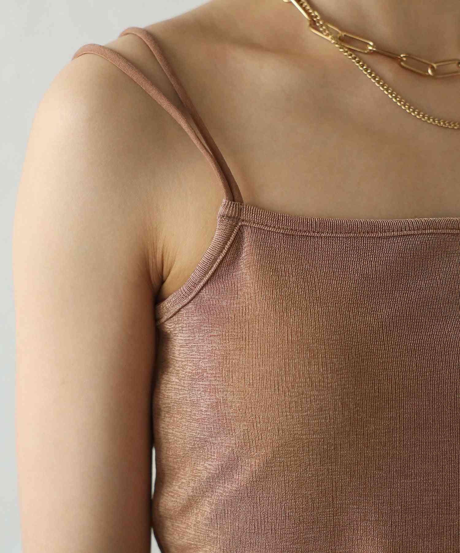 ボンジュールサガン BONJOUR SAGAN UVカット接触冷感バックデザインシャイニーストレッチキャミ (LIGHT-GRAY) LIGHT-GRAY