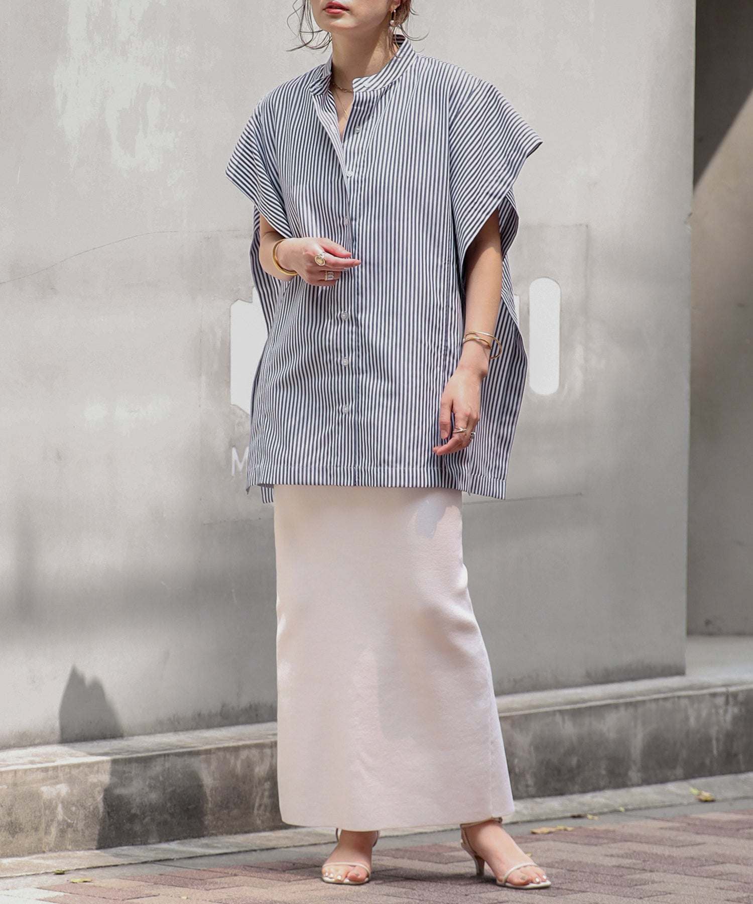 ボンジュールサガン BONJOUR SAGAN バンドカラースクエアポンチョシャツ (WHITE×NAVY) WHITE×NAVY