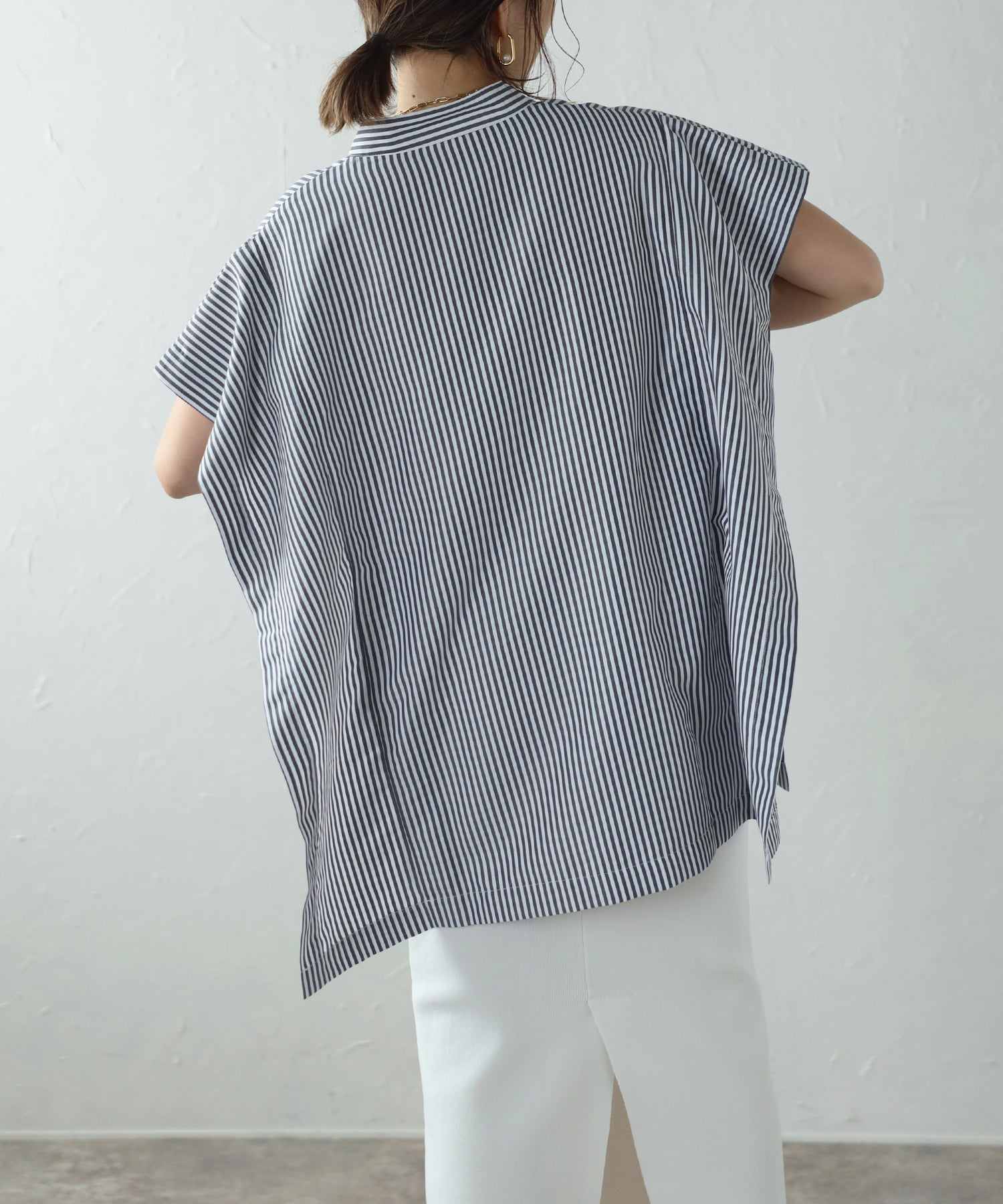 ボンジュールサガン BONJOUR SAGAN バンドカラースクエアポンチョシャツ (WHITE×NAVY) WHITE×NAVY