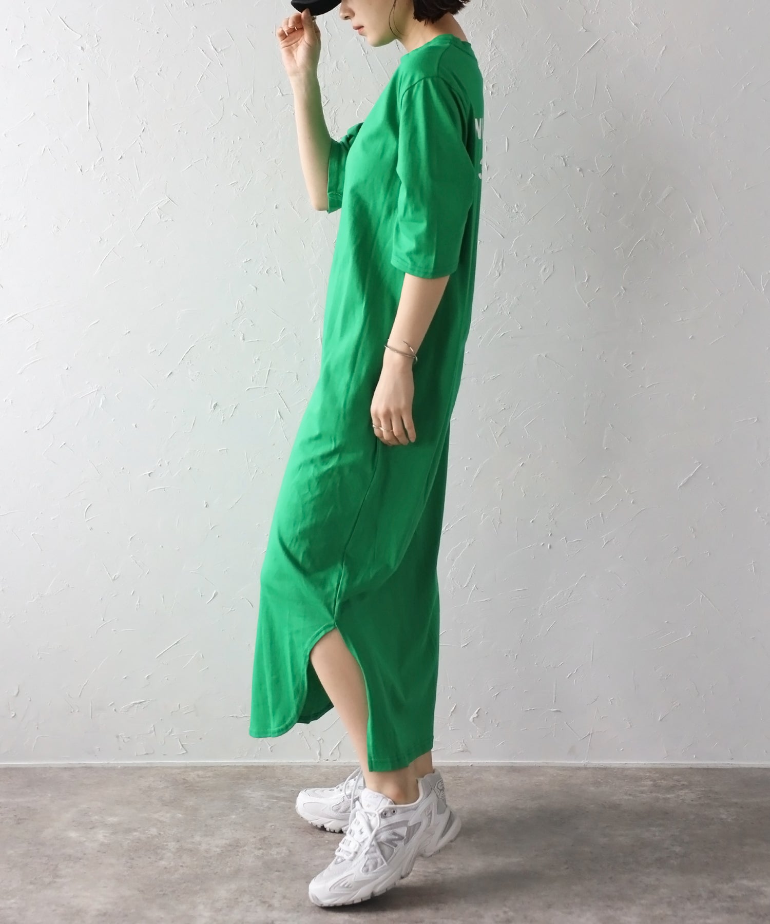 ボンジュールサガン BONJOUR SAGAN バックナンバープリントTシャツワンピース (GREEN) GREEN