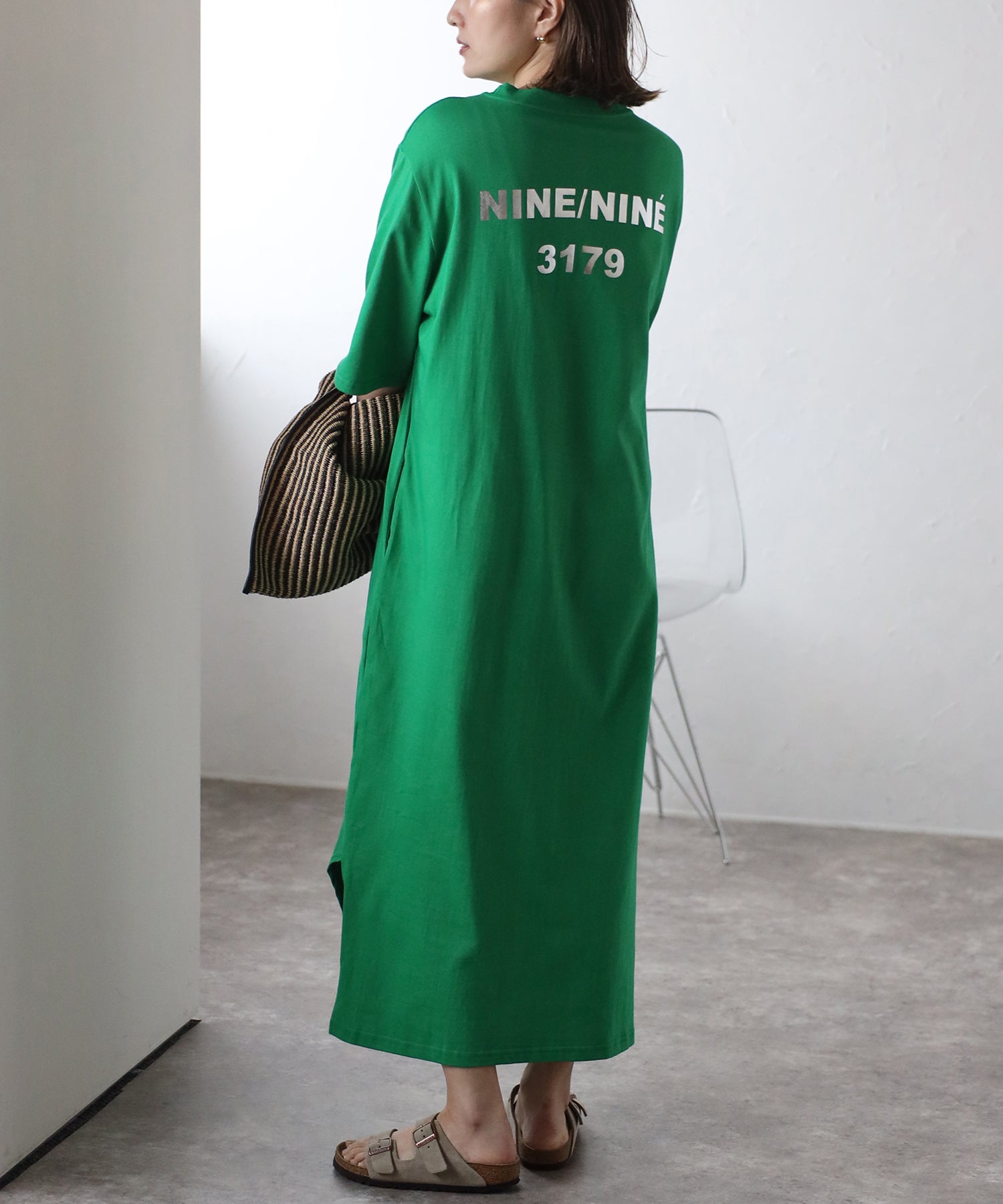ボンジュールサガン BONJOUR SAGAN バックナンバープリントTシャツワンピース (GREEN) GREEN