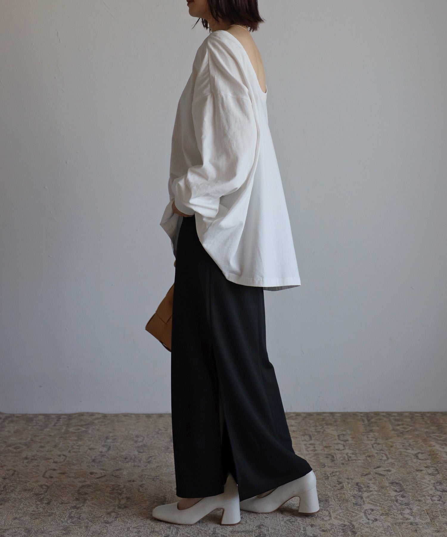 ボンジュールサガン BONJOUR SAGAN バックオープンプルオーバー (PINK) PINK