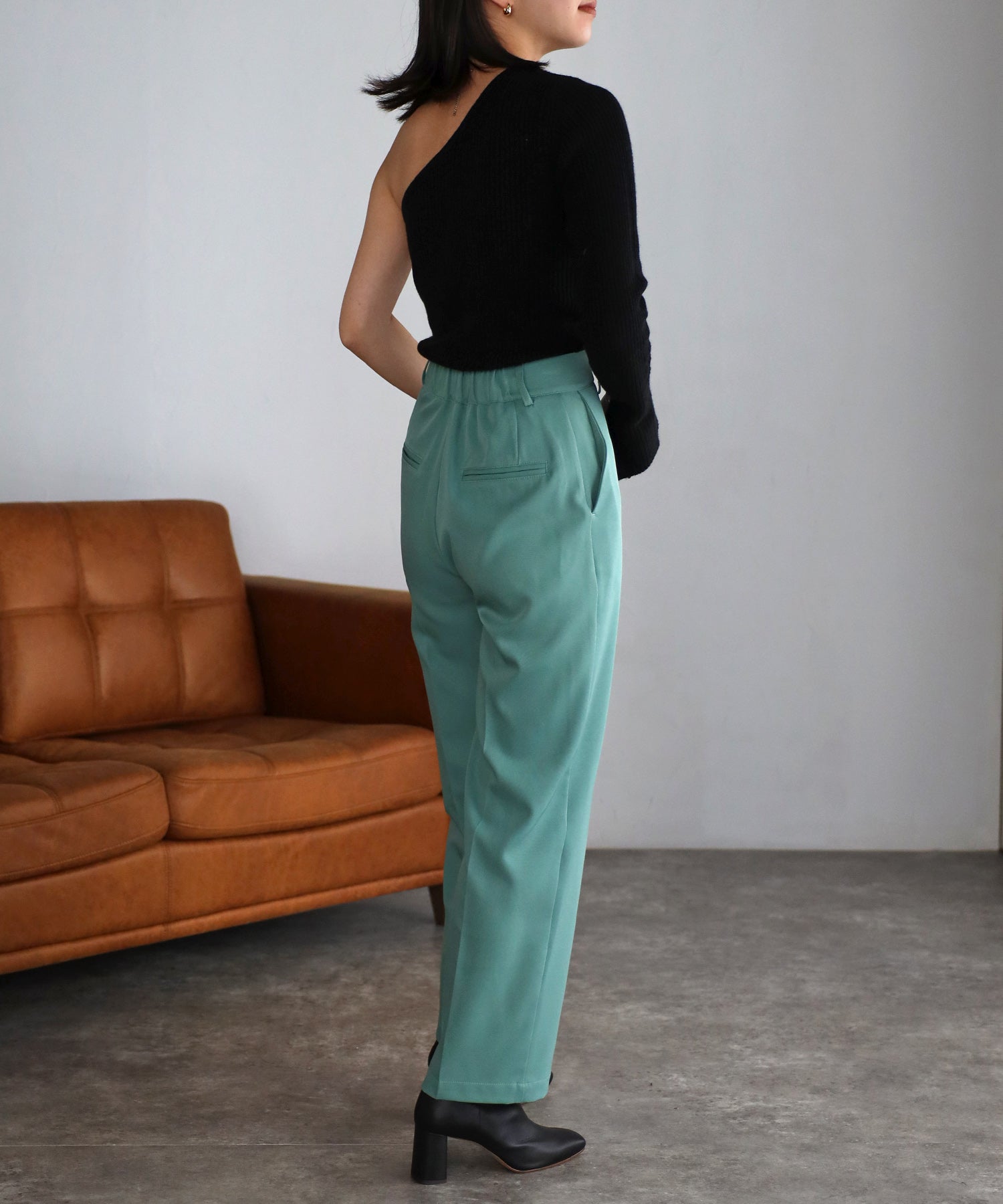 ボンジュールサガン BONJOUR SAGAN センタープレスハイウエストパンツ (OFF-WHITE) OFF-WHITE