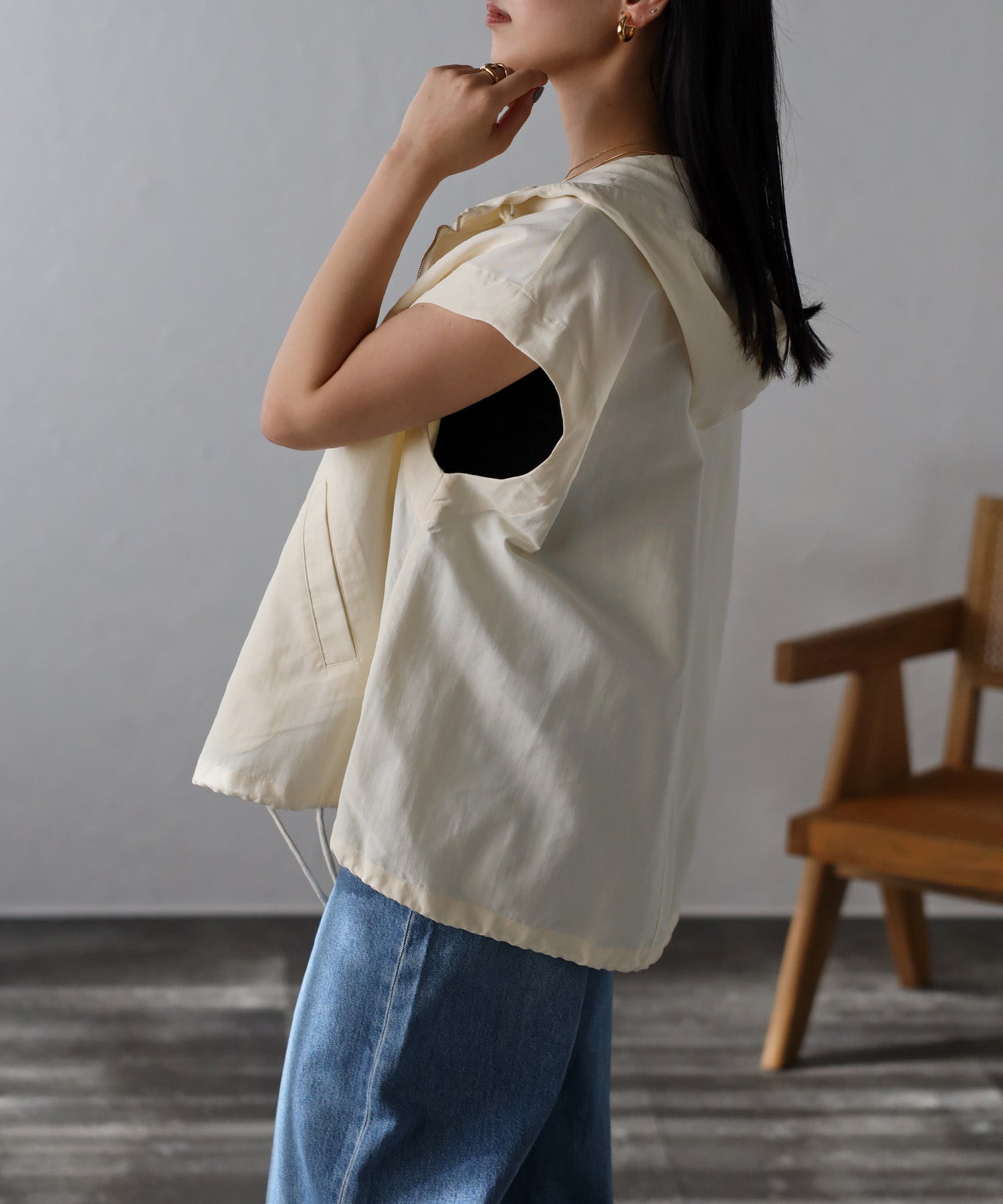 ボンジュールサガン BONJOUR SAGAN 袖取り外しマウンテンパーカー (OFF-WHITE) OFF-WHITE