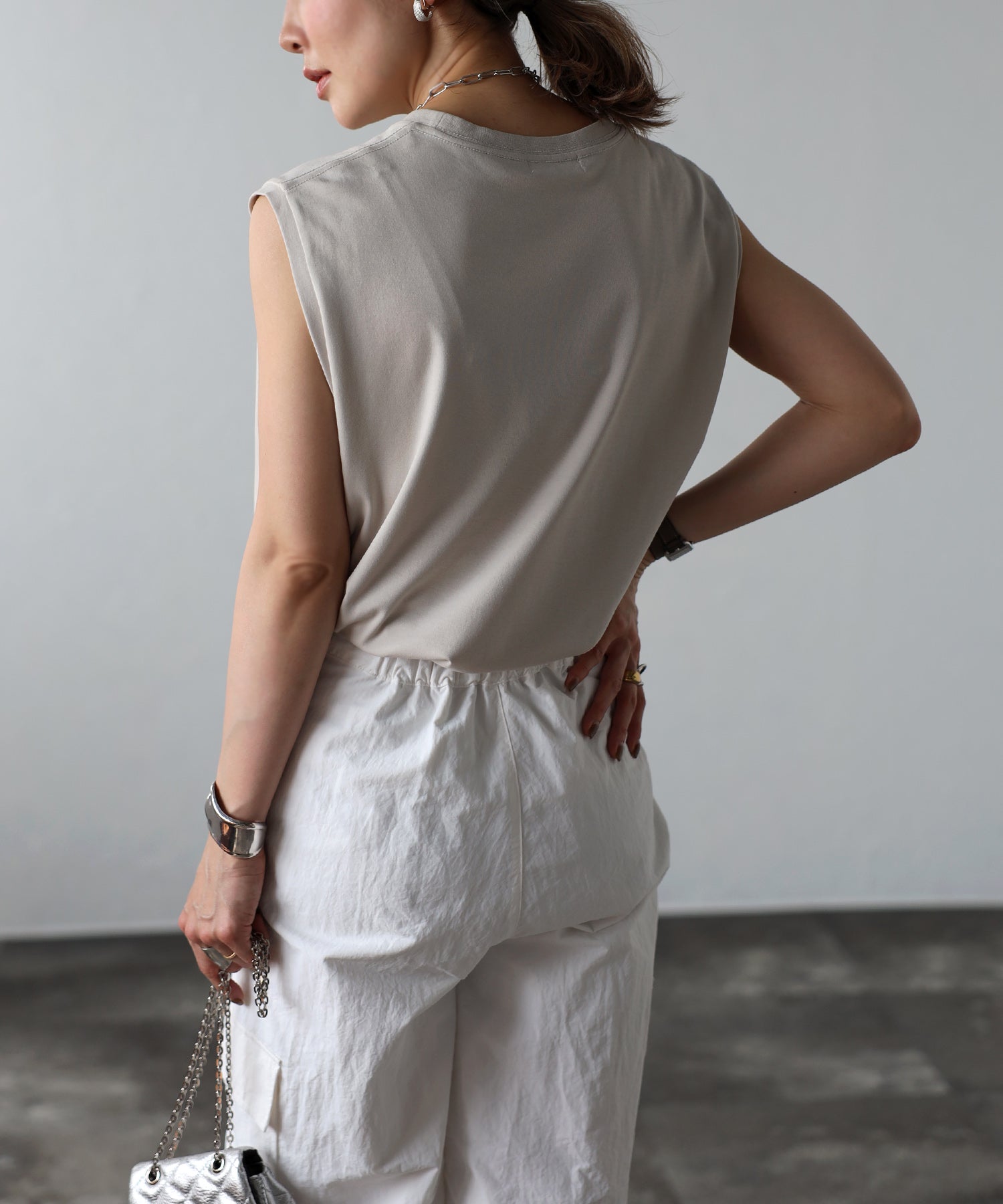 ボンジュールサガン BONJOUR SAGAN MORATORIUMコットンフレンチスリーブT (CHARCOAL-GRAY) CHARCOAL-GRAY