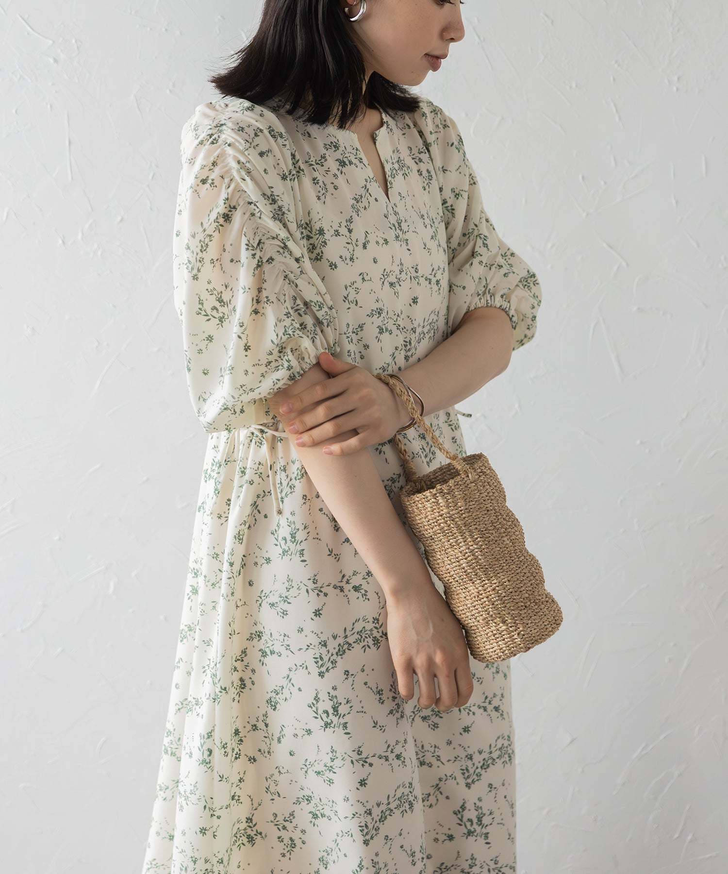 ボンジュールサガン BONJOUR SAGAN ウエストドロストリボン花柄ワンピース