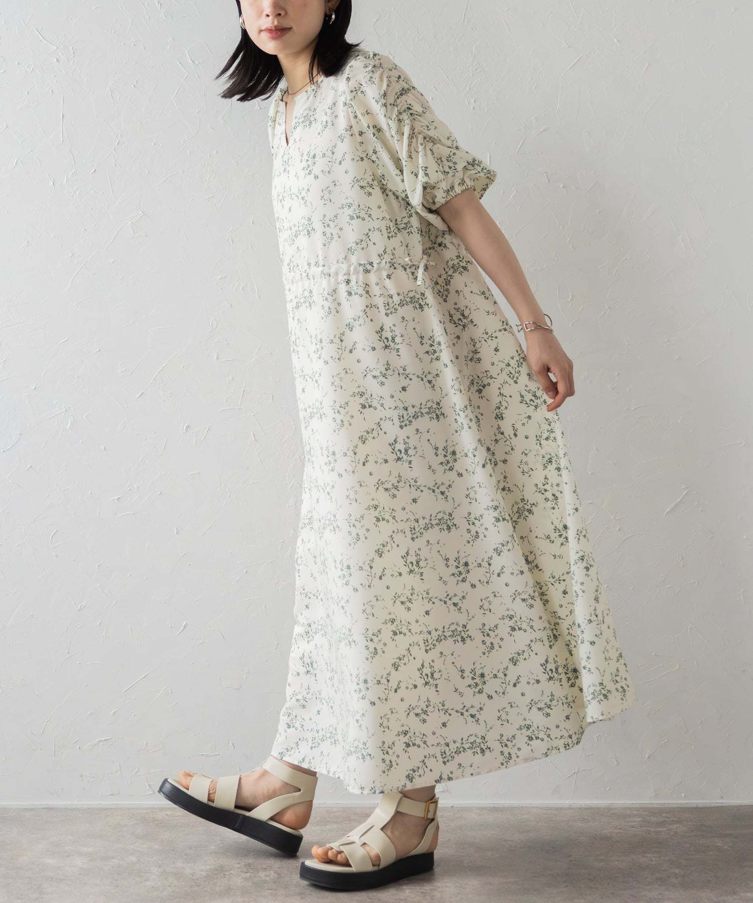 ボンジュールサガン BONJOUR SAGAN ウエストドロストリボン花柄ワンピース