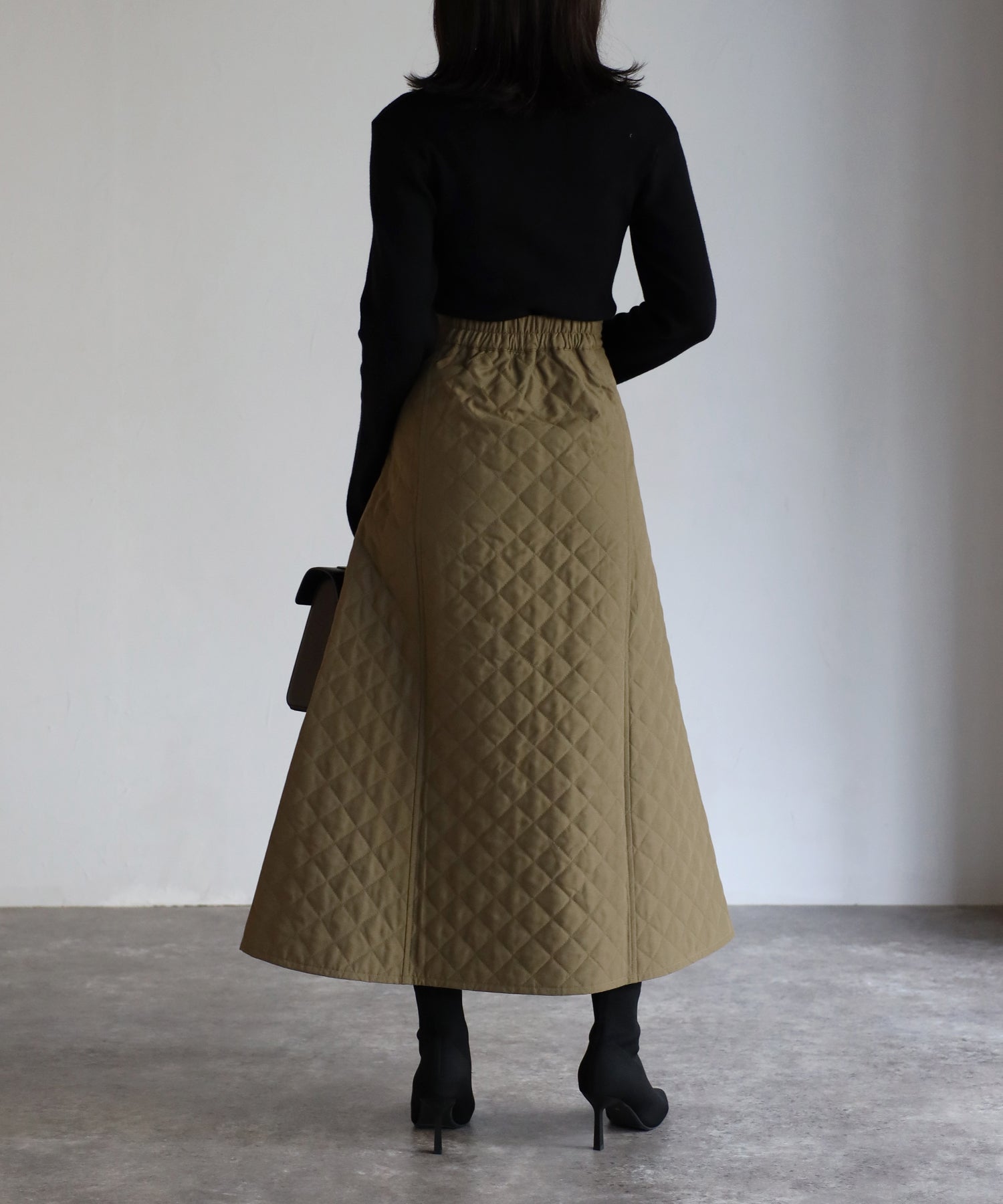 ボンジュールサガン BONJOUR SAGAN 袖スリットハイネックニット