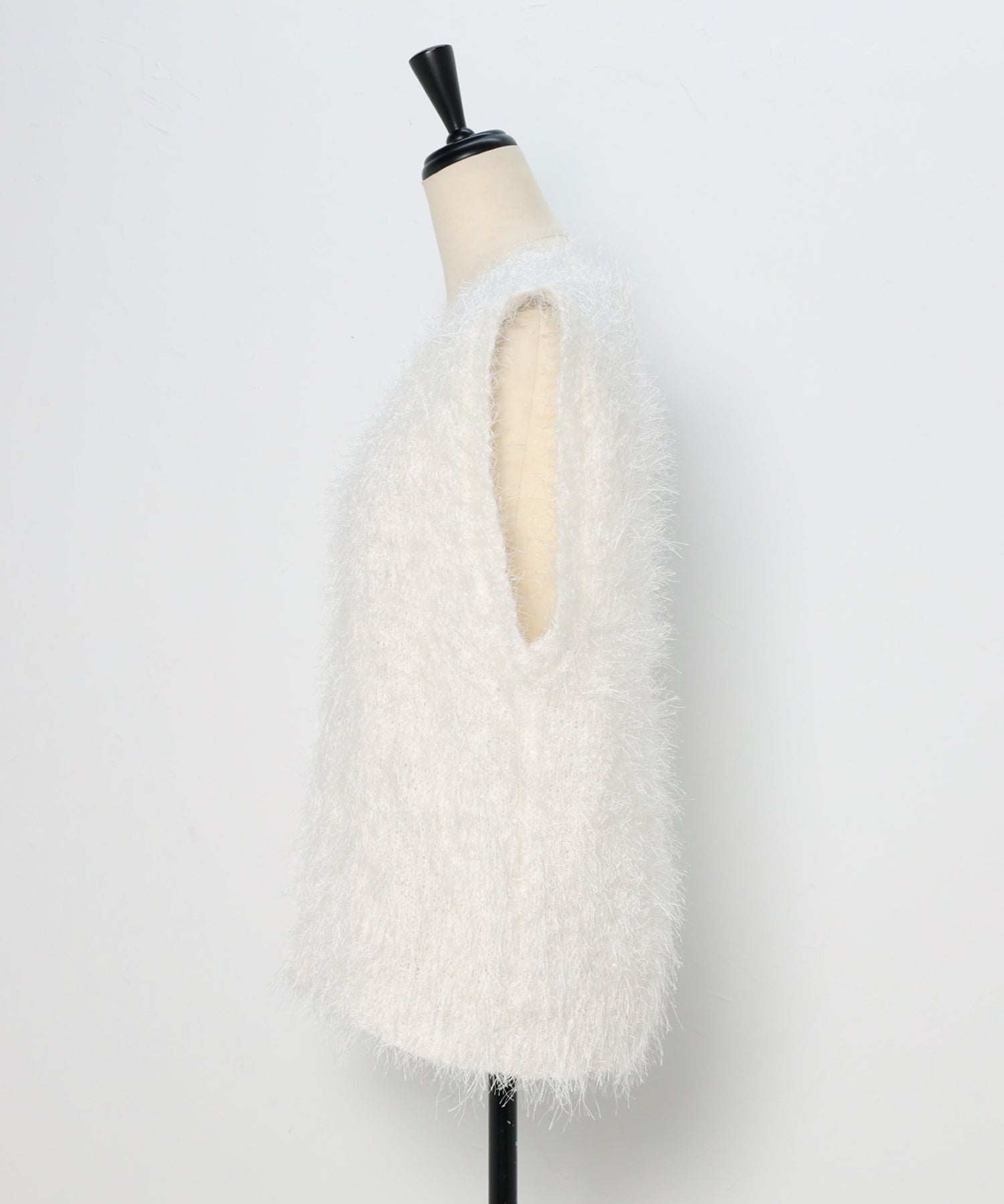 ボンジュールサガン BONJOUR SAGAN feather Vneck vest / フェザーVネックベスト