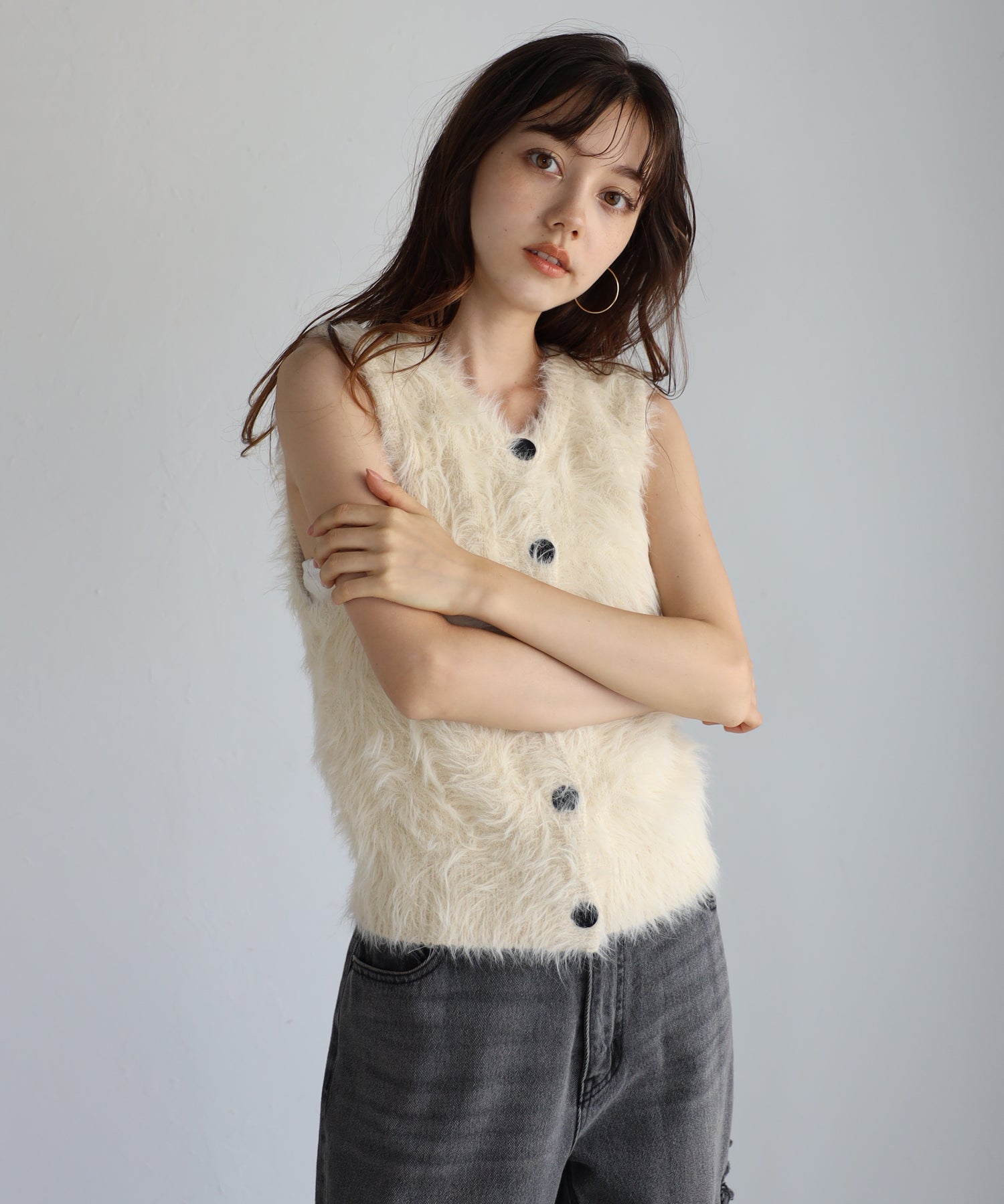 ボンジュールサガン BONJOUR SAGAN 2way feather yarn vest / 前後2WAYフェザーヤーンベスト (ECRU) ECRU