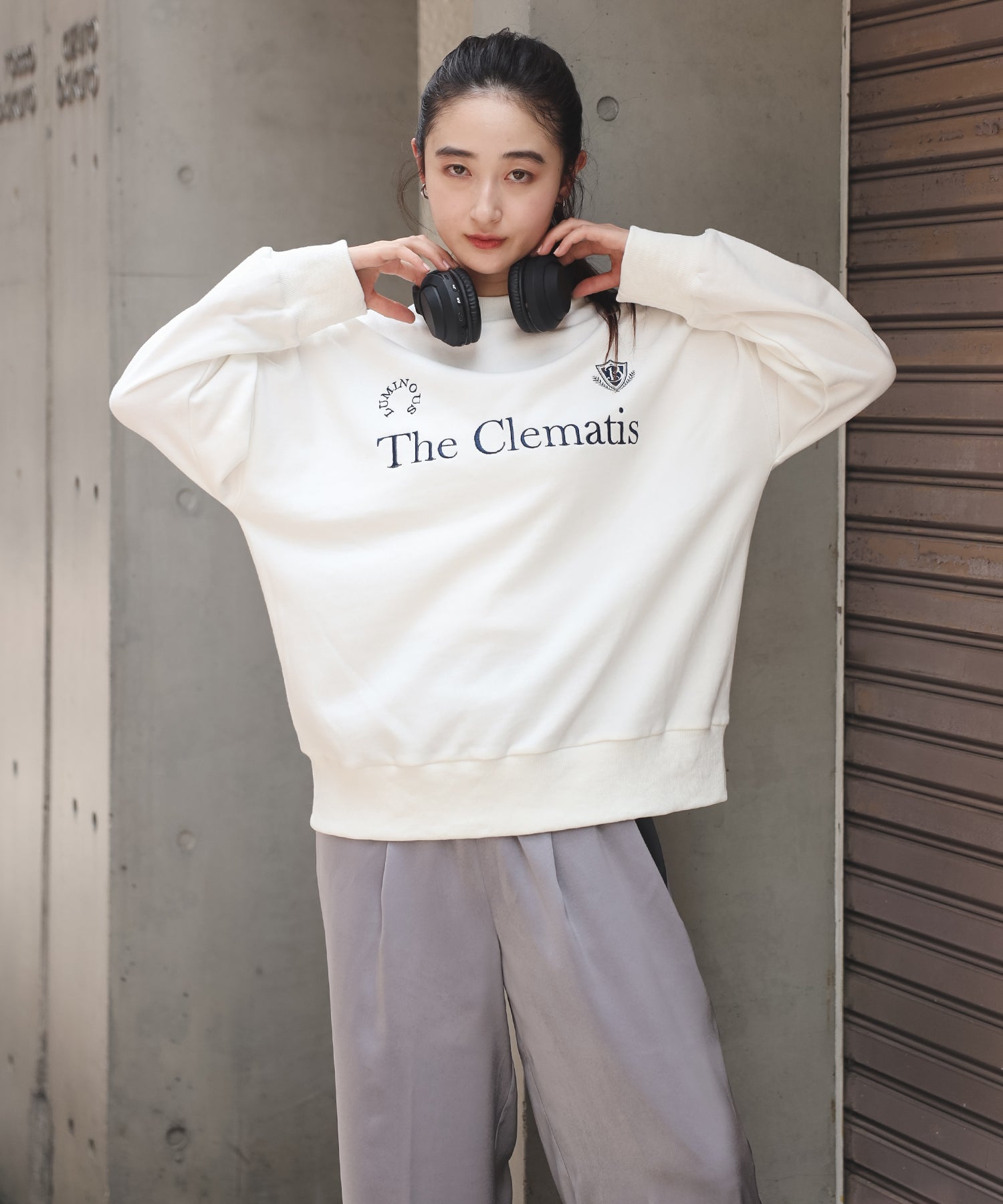 波恩茲爾·薩岡 BONJOUR SAGAN 遊戲標誌刺繡衛衣