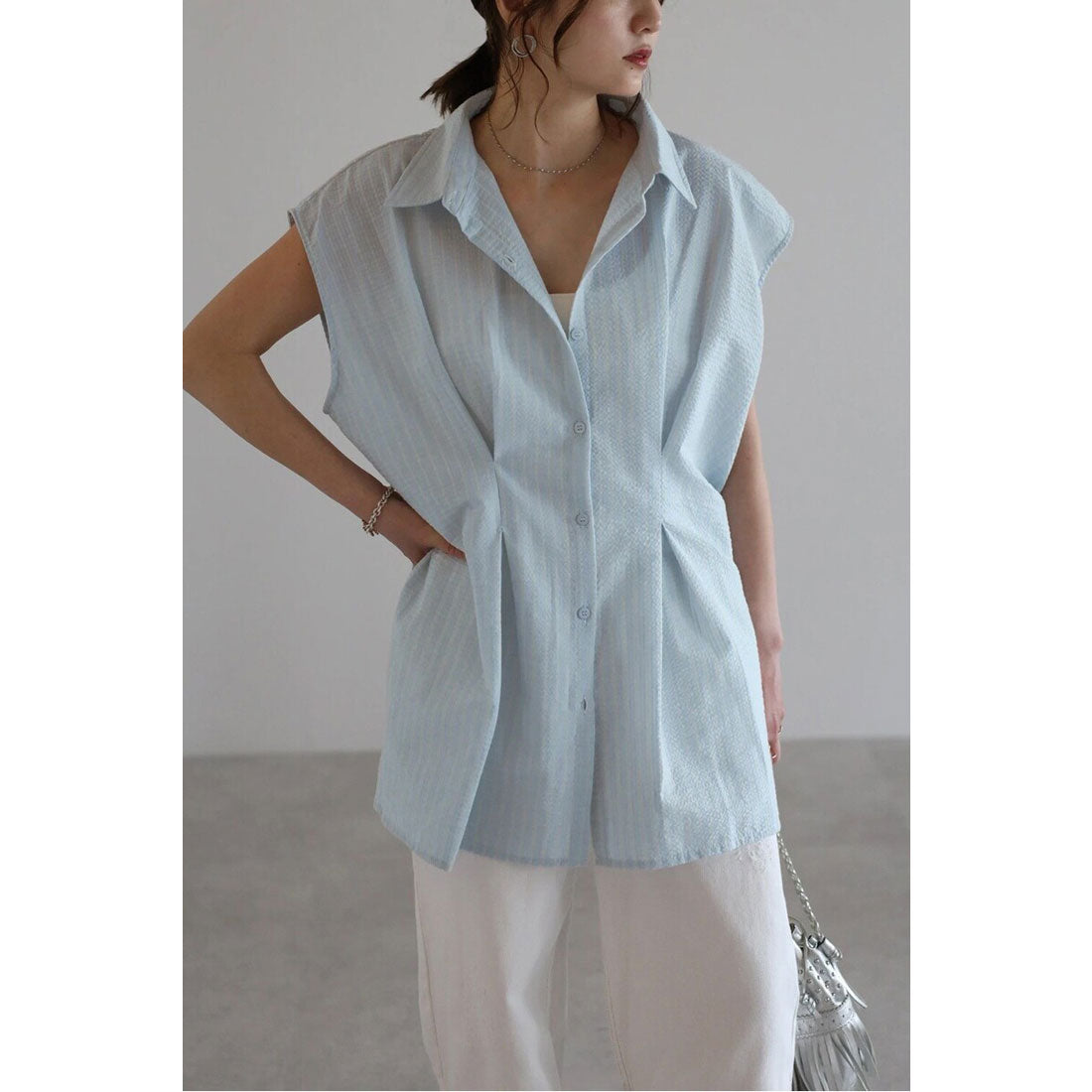 ボンジュールサガン BONJOUR SAGAN ウエストタックストライプフレンチスリーブシャツ (LIGHT-BLUE) LIGHT-BLUE