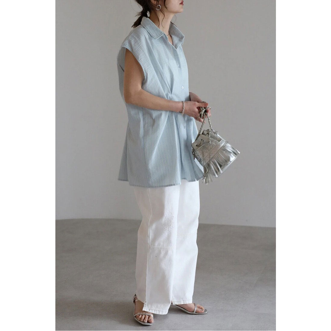 ボンジュールサガン BONJOUR SAGAN ウエストタックストライプフレンチスリーブシャツ (LIGHT-BLUE) LIGHT-BLUE