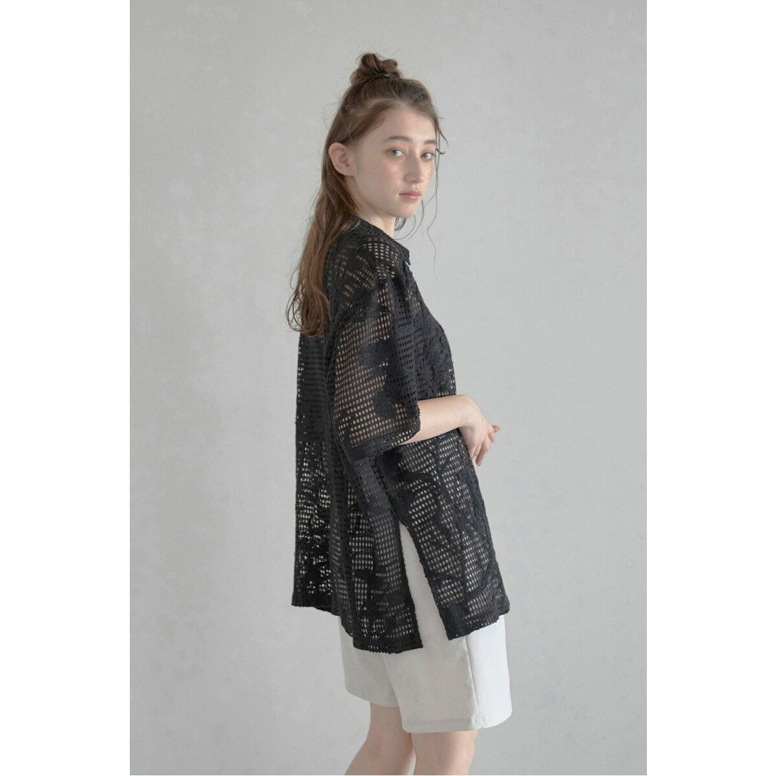 ボンジュールサガン BONJOUR SAGAN flower embroidery half zip mesh shirt / フラワー刺繍ハーフジップメッシュシャツ (BLACK) BLACK