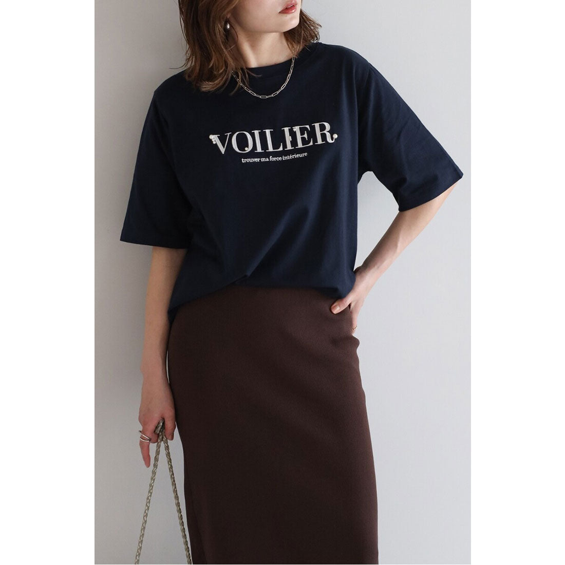 ボンジュールサガン BONJOUR SAGAN パール付きロゴ半袖Tシャツ (DARK-NAVY) DARK-NAVY