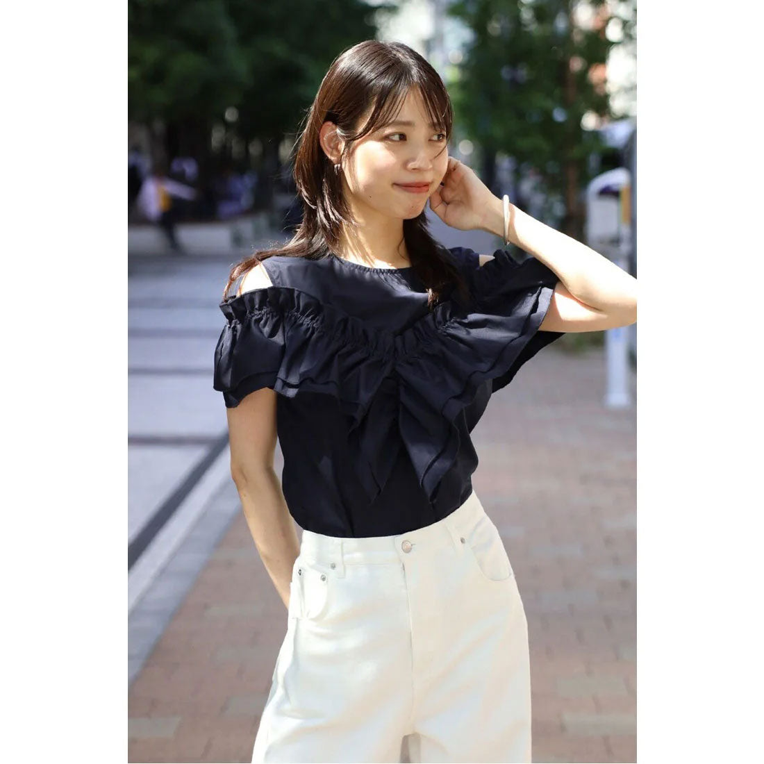 ボンジュールサガン BONJOUR SAGAN 2WAYフリルビスチェドッキングノースリブラウス (DARK-NAVY) DARK-NAVY