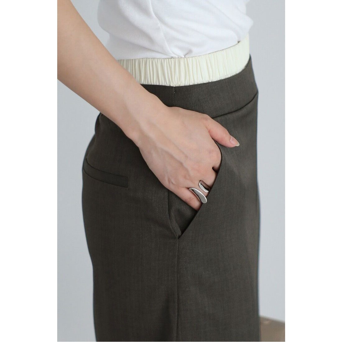 ボンジュールサガン BONJOUR SAGAN front slit double waist slacks skirt / フロントスリットダブルウエストスラックススカート (CHARCOAL-GRAY) CHARCOAL-GRAY