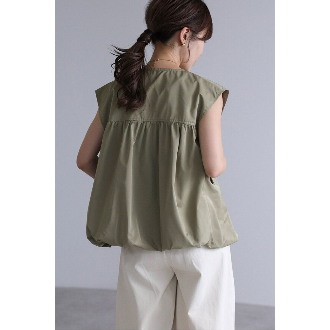 ボンジュールサガン BONJOUR SAGAN ナイロンタッチバルーンベスト (LIGHT-KHAKI) LIGHT-KHAKI