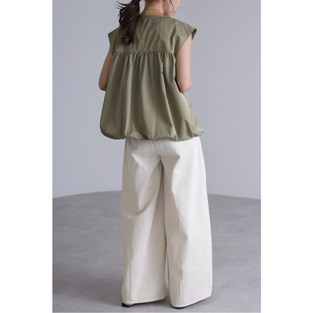 ボンジュールサガン BONJOUR SAGAN ナイロンタッチバルーンベスト (LIGHT-KHAKI) LIGHT-KHAKI