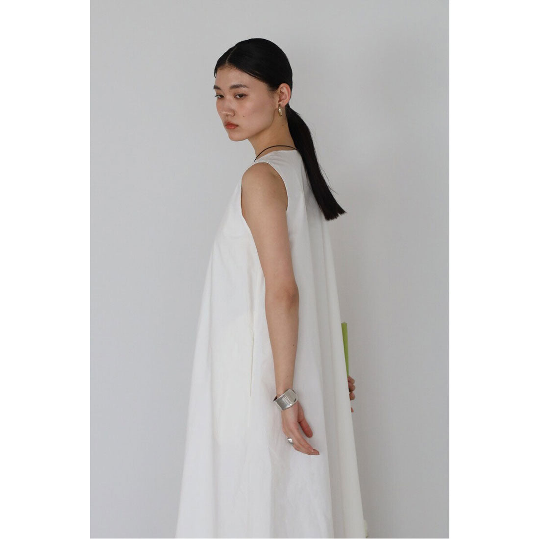 ボンジュールサガン BONJOUR SAGAN V neck volume flare one piece / Vネックボリュームフレアワンピース (OFF-WHITE) OFF-WHITE