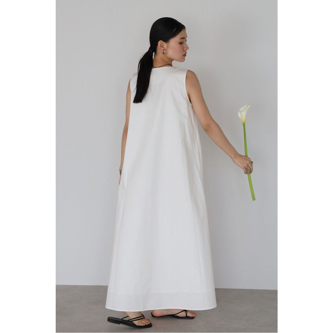 ボンジュールサガン BONJOUR SAGAN V neck volume flare one piece / Vネックボリュームフレアワンピース (OFF-WHITE) OFF-WHITE