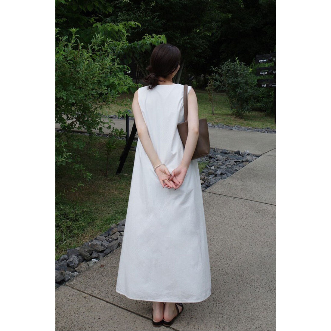 ボンジュールサガン BONJOUR SAGAN V neck volume flare one piece / Vネックボリュームフレアワンピース (OFF-WHITE) OFF-WHITE