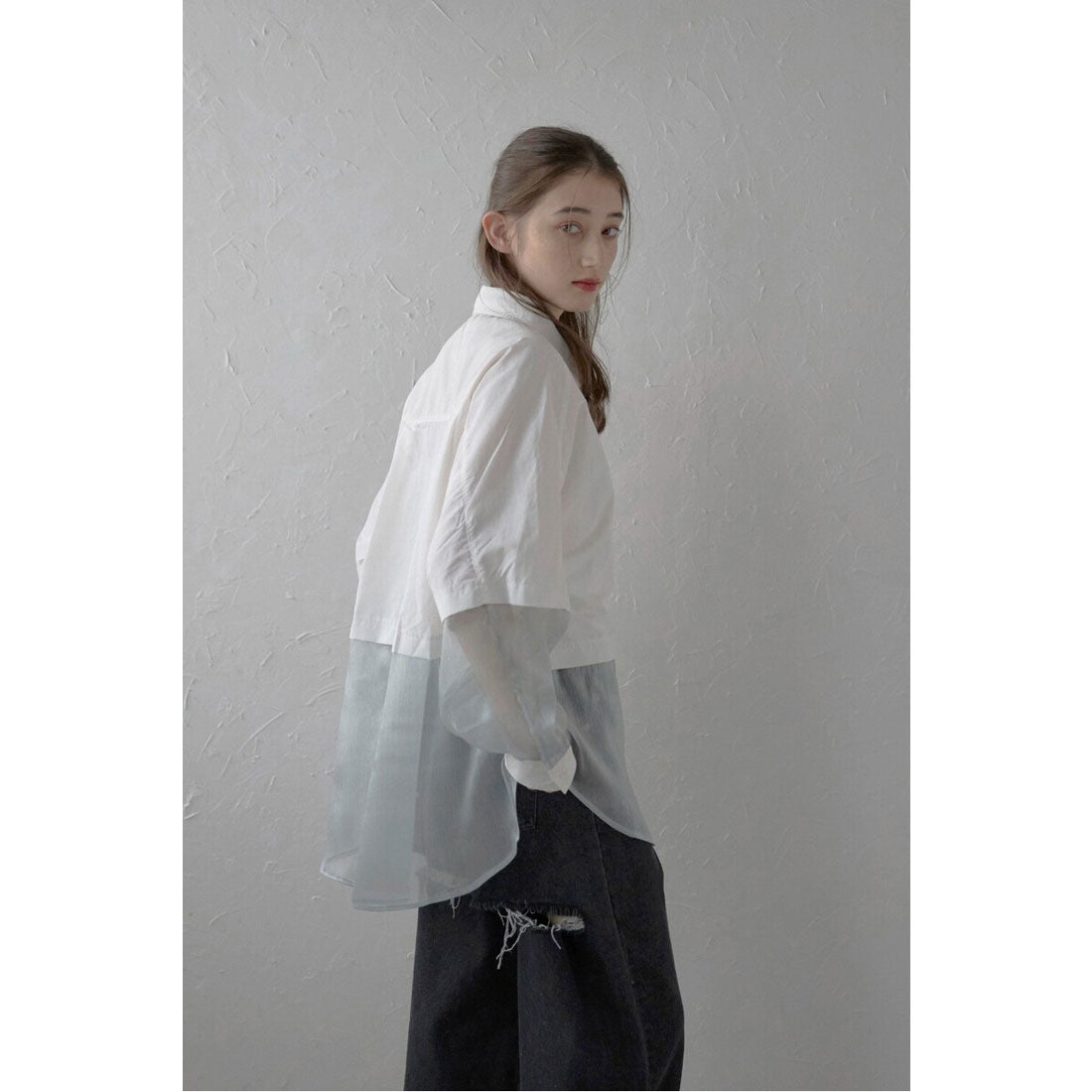 ボンジュールサガン BONJOUR SAGAN sheer shiny hem shirt / シアーシャイニーヘムナイロンシャツ (OFF-WHITE) OFF-WHITE