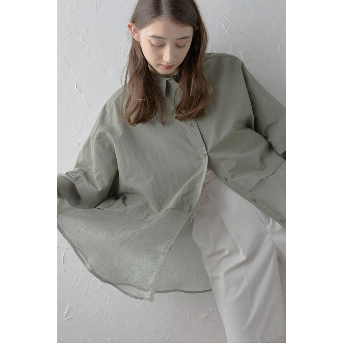 ボンジュールサガン BONJOUR SAGAN sheer shiny hem shirt / シアーシャイニーヘムナイロンシャツ (OFF-WHITE) OFF-WHITE