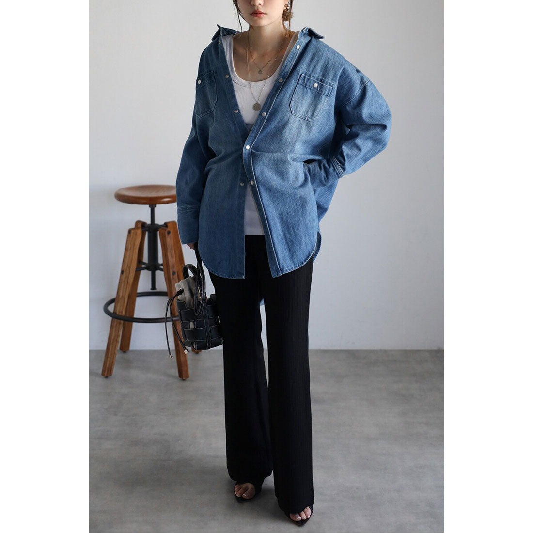 ボンジュールサガン BONJOUR SAGAN エンボスストライプイージーパンツ (DARK-GRAY) DARK-GRAY