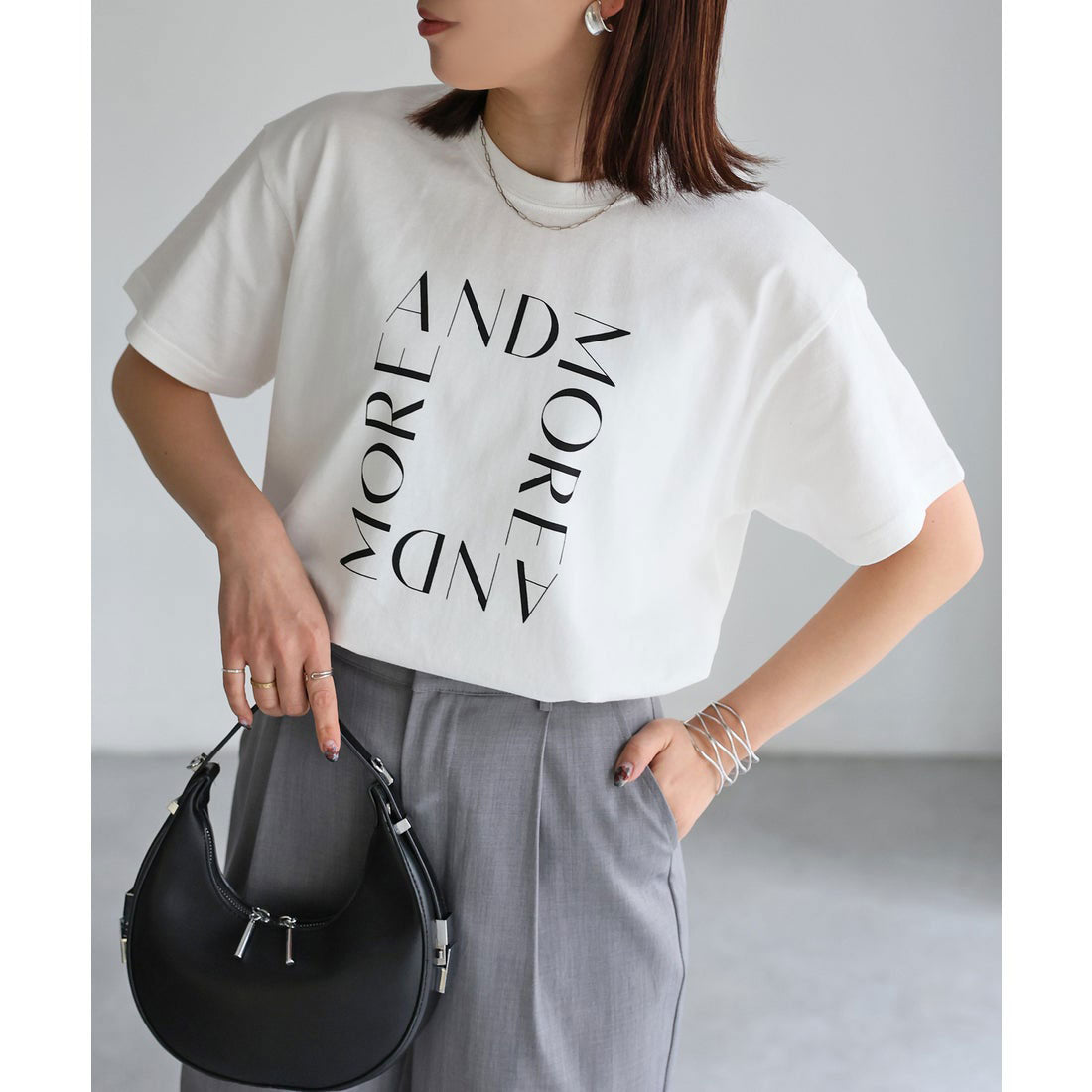 リベリー Riberry スクエアロゴプリント半袖Tシャツ (ホワイト×ブラック) ホワイト×ブラック