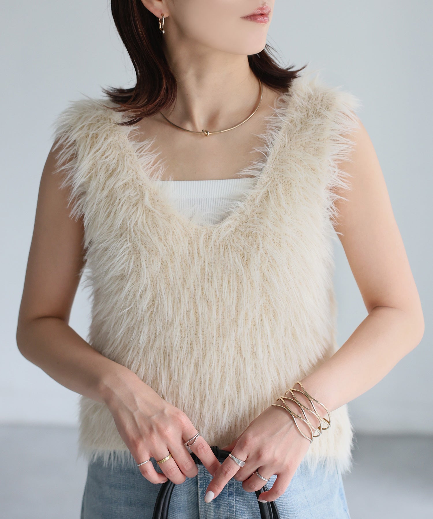 リベリー Riberry 前後2WAYシャギーニットビスチェ (アイボリー) アイボリー