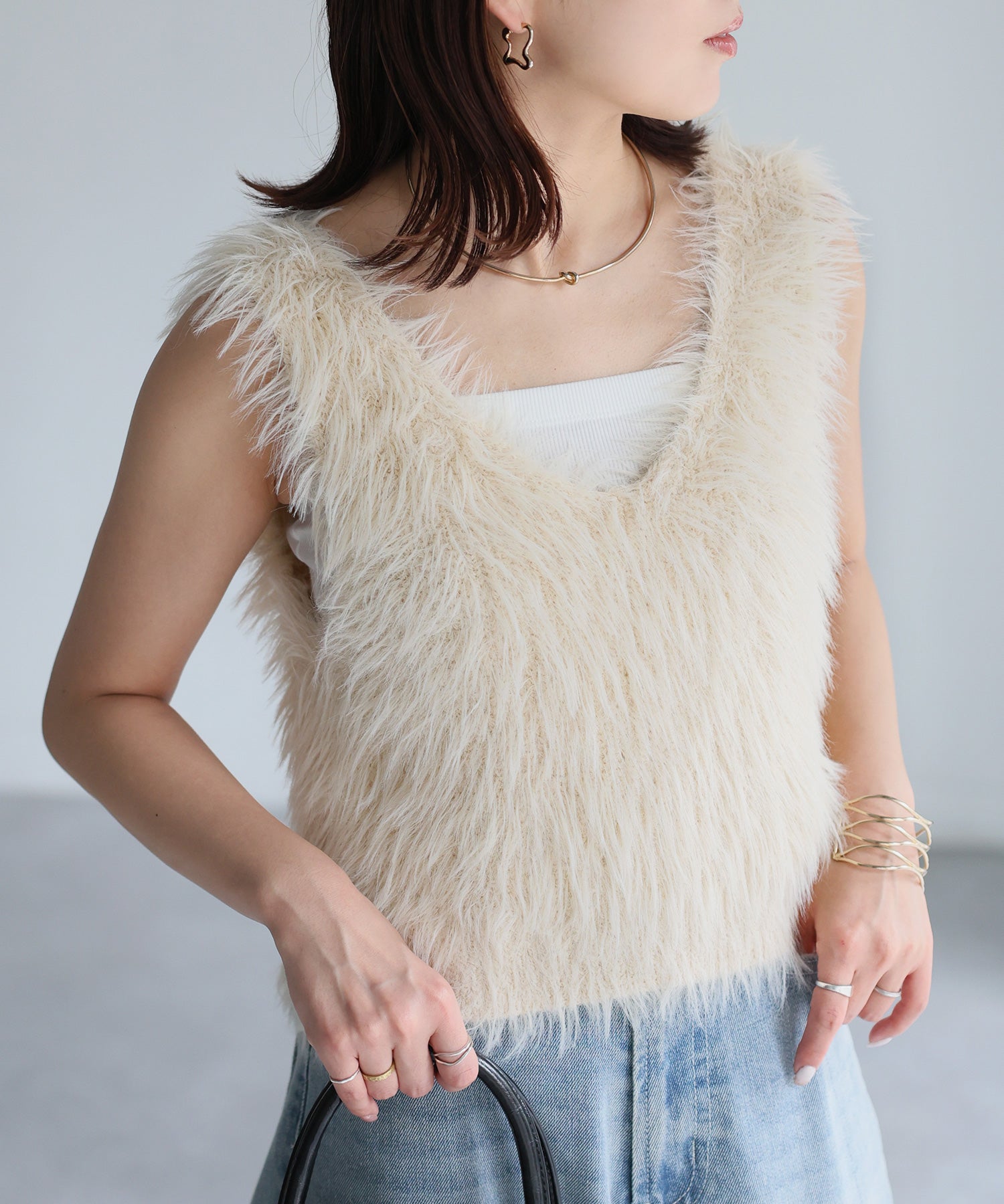 リベリー Riberry 前後2WAYシャギーニットビスチェ (アイボリー) アイボリー