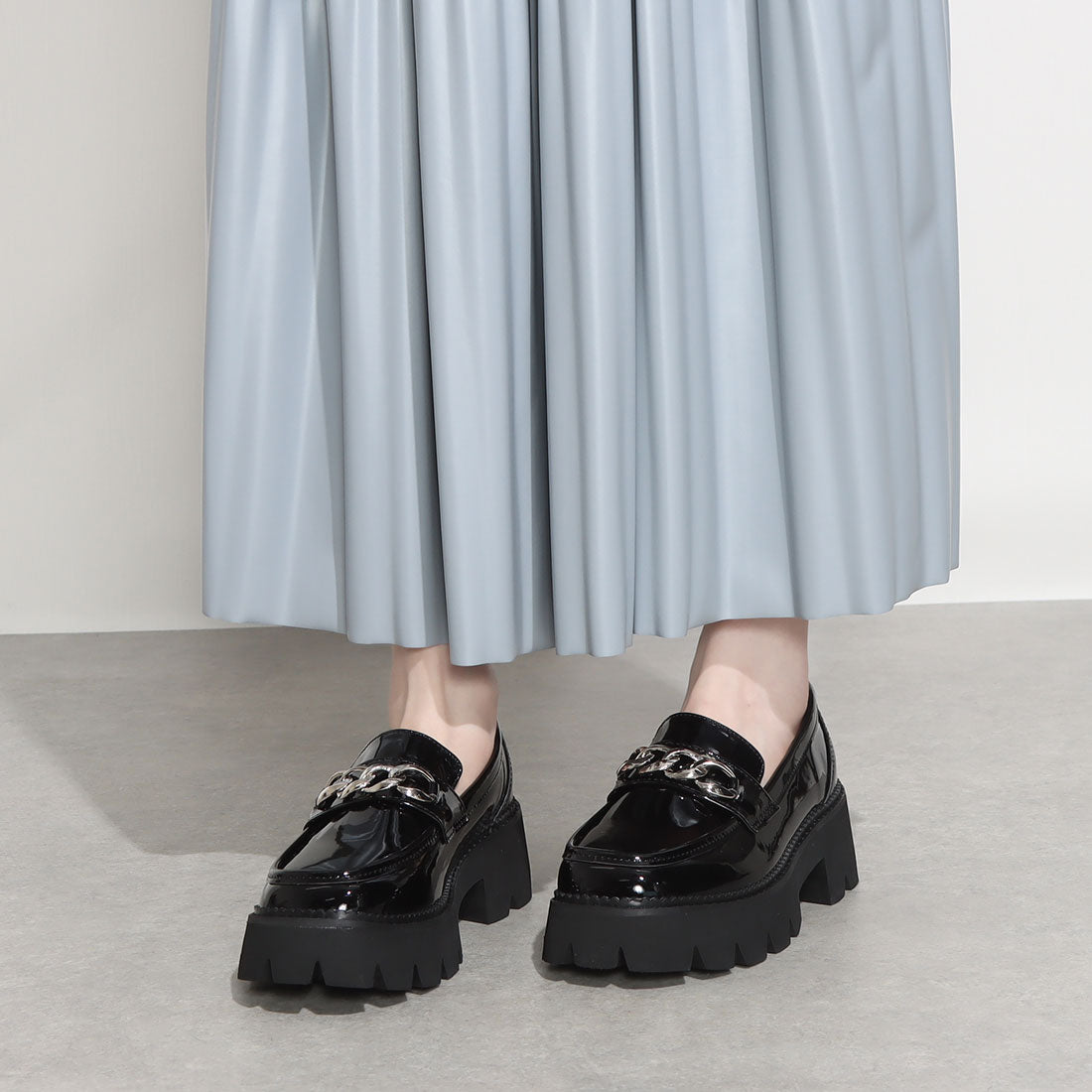 ブリジット バーキン Bridget Birkin ボリュームソールチェーンローファー (ブラック) ブラック