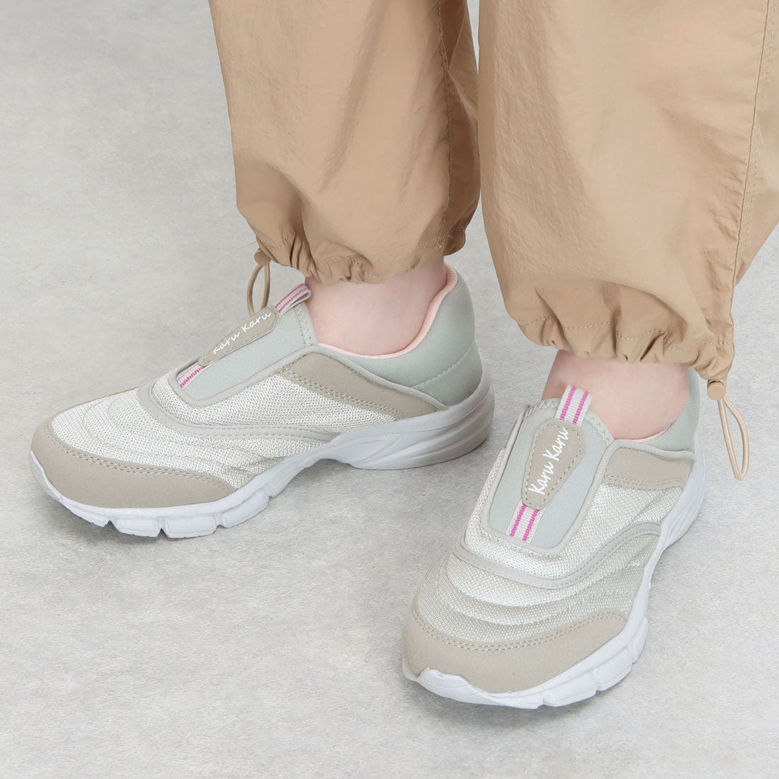 ブラッチャーノ BRACCIANO KaruKaruかるかるリラックス スリッポンスニーカー レディース 軽量シューズ (BLACK) BLACK