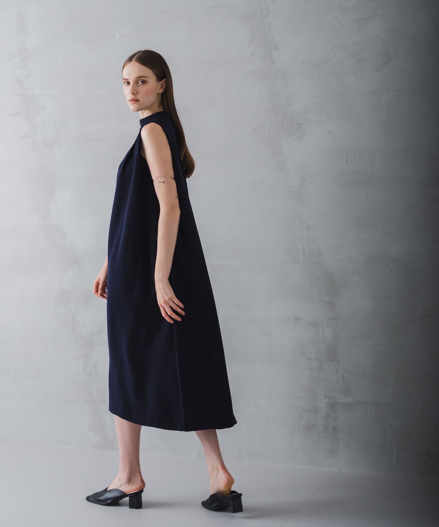 ホワイト whyto. 「WHYTO./ホワイト」タックフレアドレス (NAVY) NAVY