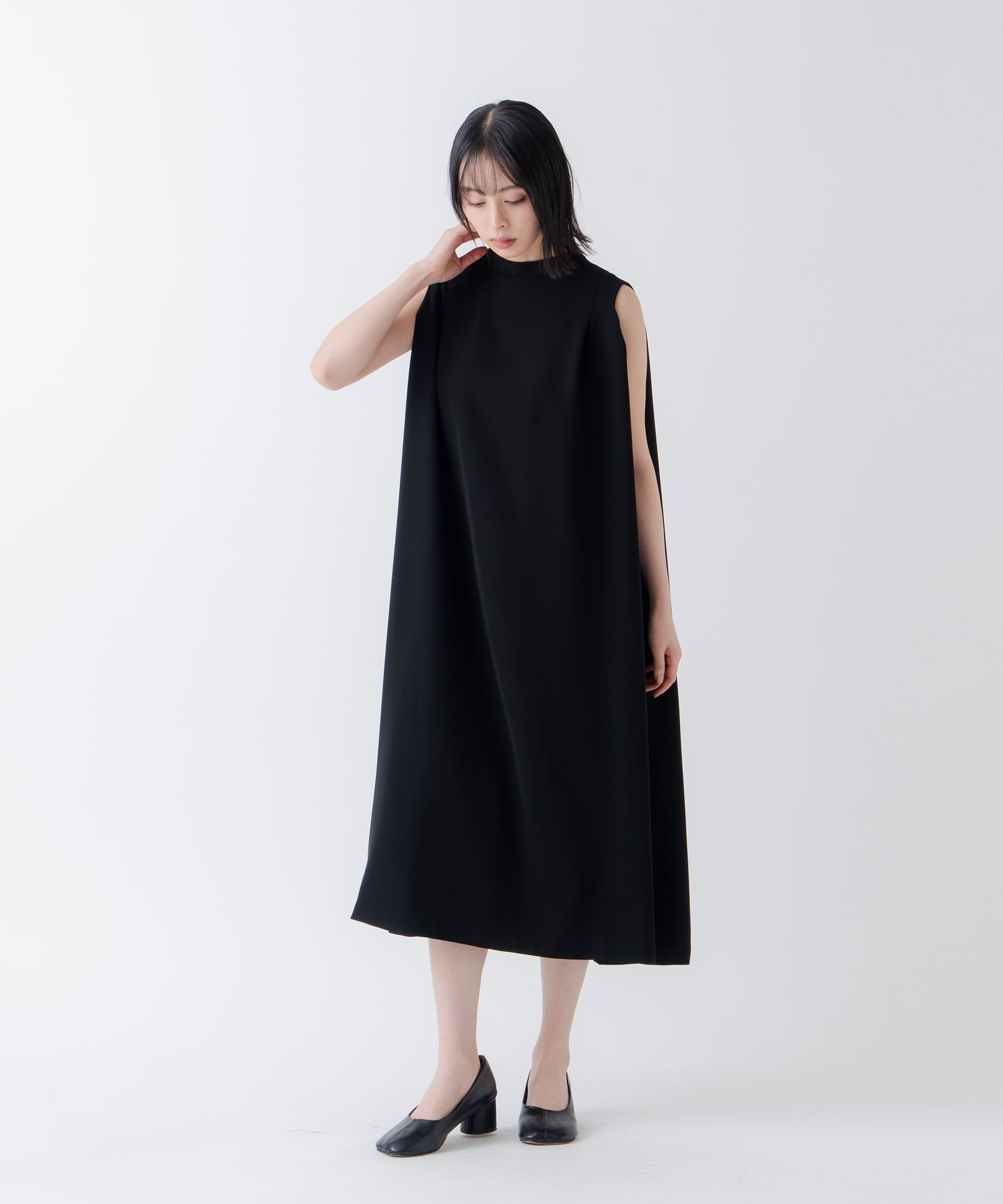 ホワイト whyto. 「WHYTO./ホワイト」タックフレアドレス (BLACK) BLACK