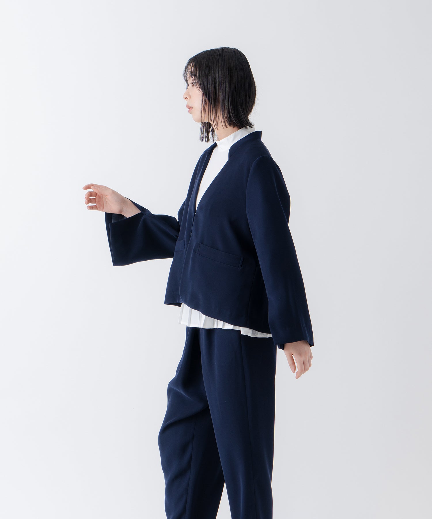ホワイト whyto. 「WHYTO./ホワイト」スリットスリーブジャケット (NAVY) NAVY