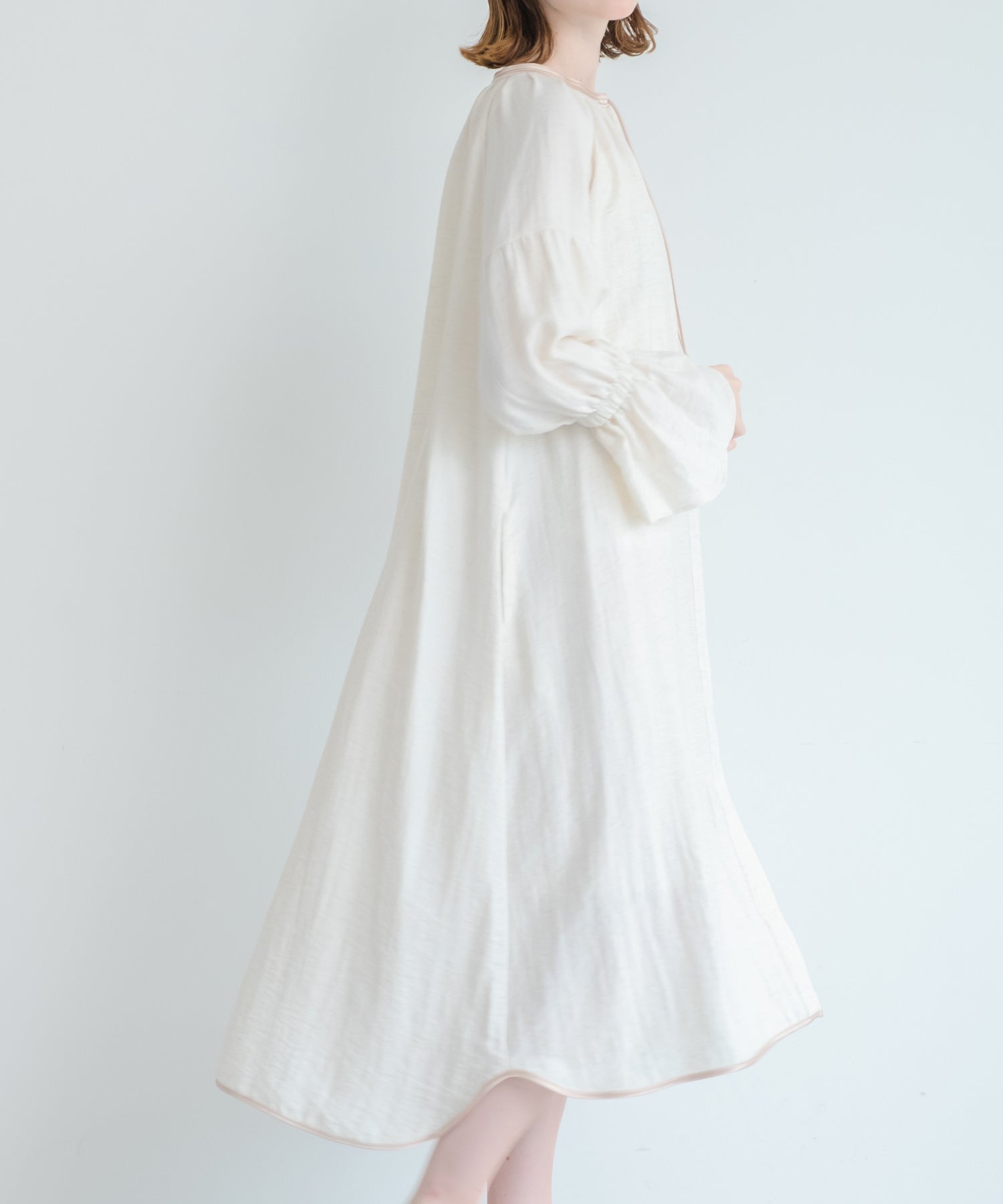 ホワイト whyto. 「WHYTO./ホワイト」ギャザースモックドレス