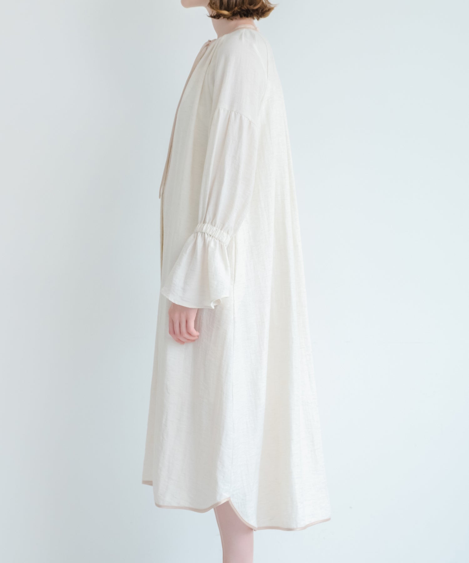 ホワイト whyto. 「WHYTO./ホワイト」ギャザースモックドレス