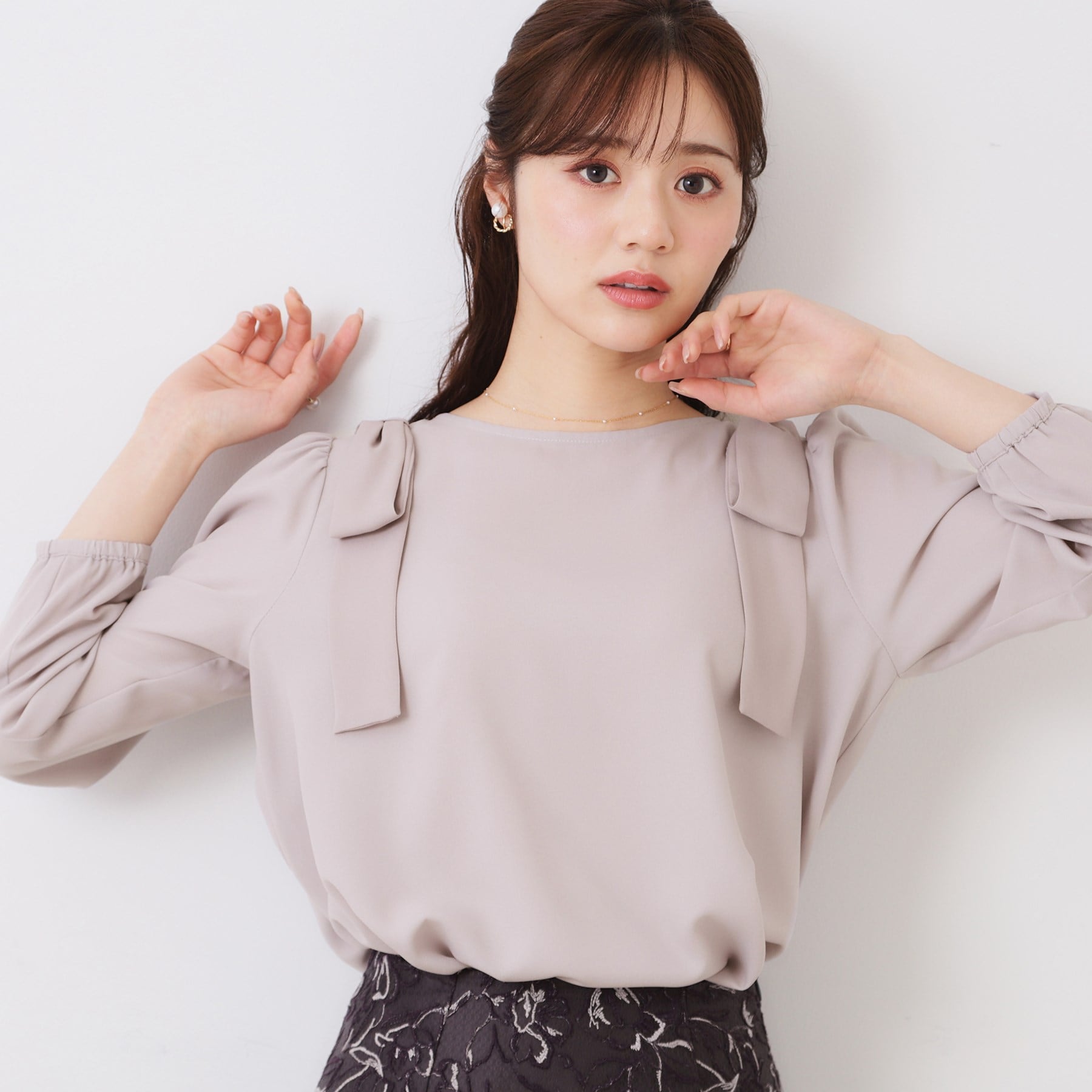 クチュール ブローチ Couture Brooch 肩リボンシフォンブラウス (オフホワイト(503)) オフホワイト(503)