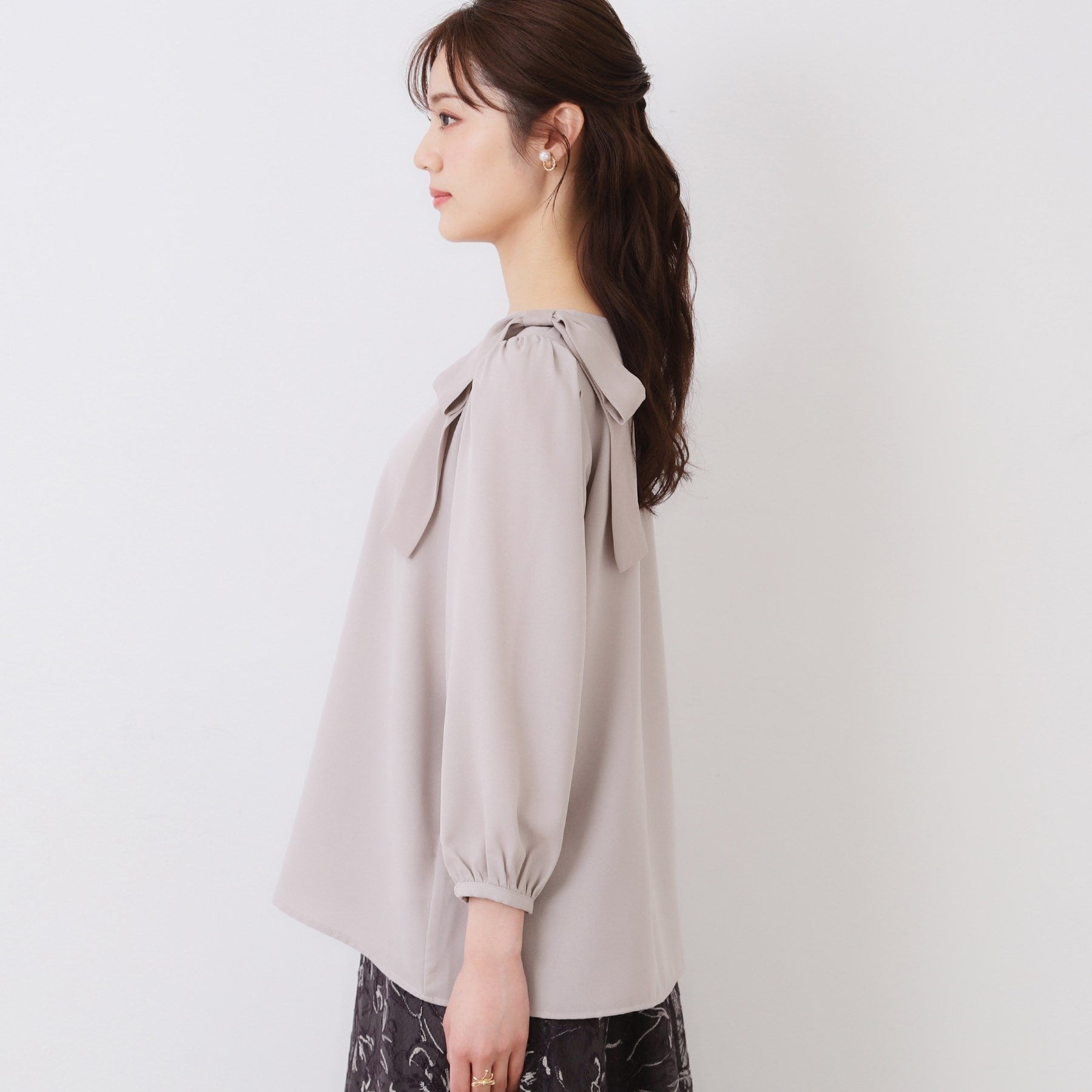 クチュール ブローチ Couture Brooch 肩リボンシフォンブラウス (オフホワイト(503)) オフホワイト(503)