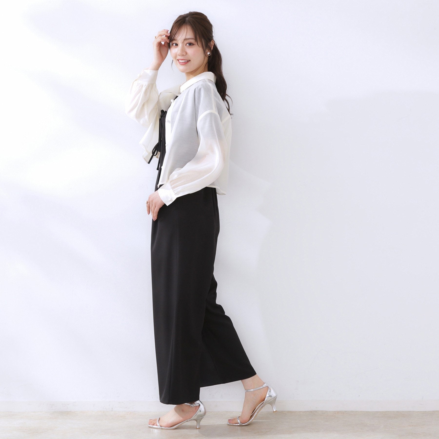 クチュール ブローチ Couture Brooch パール調ボタンシアーシャツ (ピンクベージュ(053)) ピンクベージュ(053)