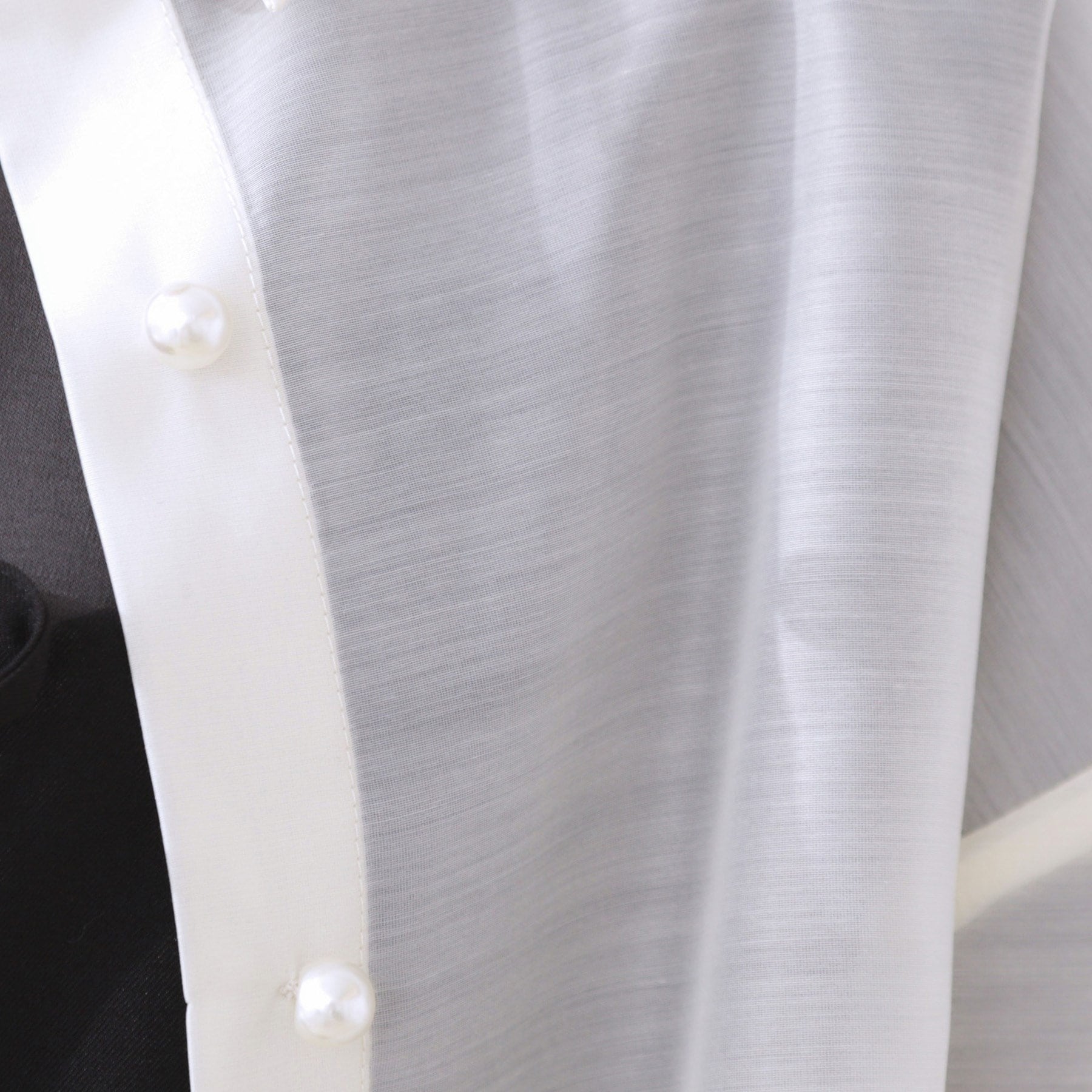 クチュール ブローチ Couture Brooch パール調ボタンシアーシャツ (ピンクベージュ(053)) ピンクベージュ(053)