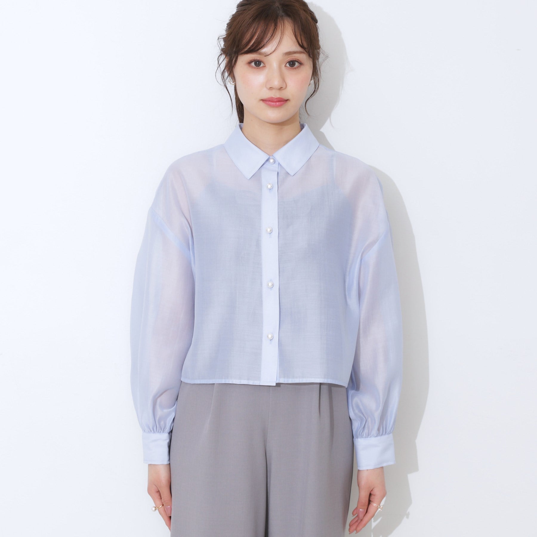 クチュール ブローチ Couture Brooch パール調ボタンシアーシャツ (ピンクベージュ(053)) ピンクベージュ(053)