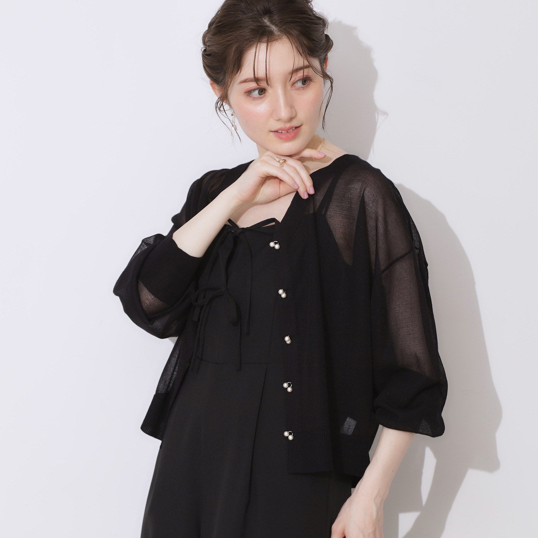 クチュール ブローチ Couture Brooch ダブルパール調釦LEVITAカーディ (ライトピンク(070)) ライトピンク(070)