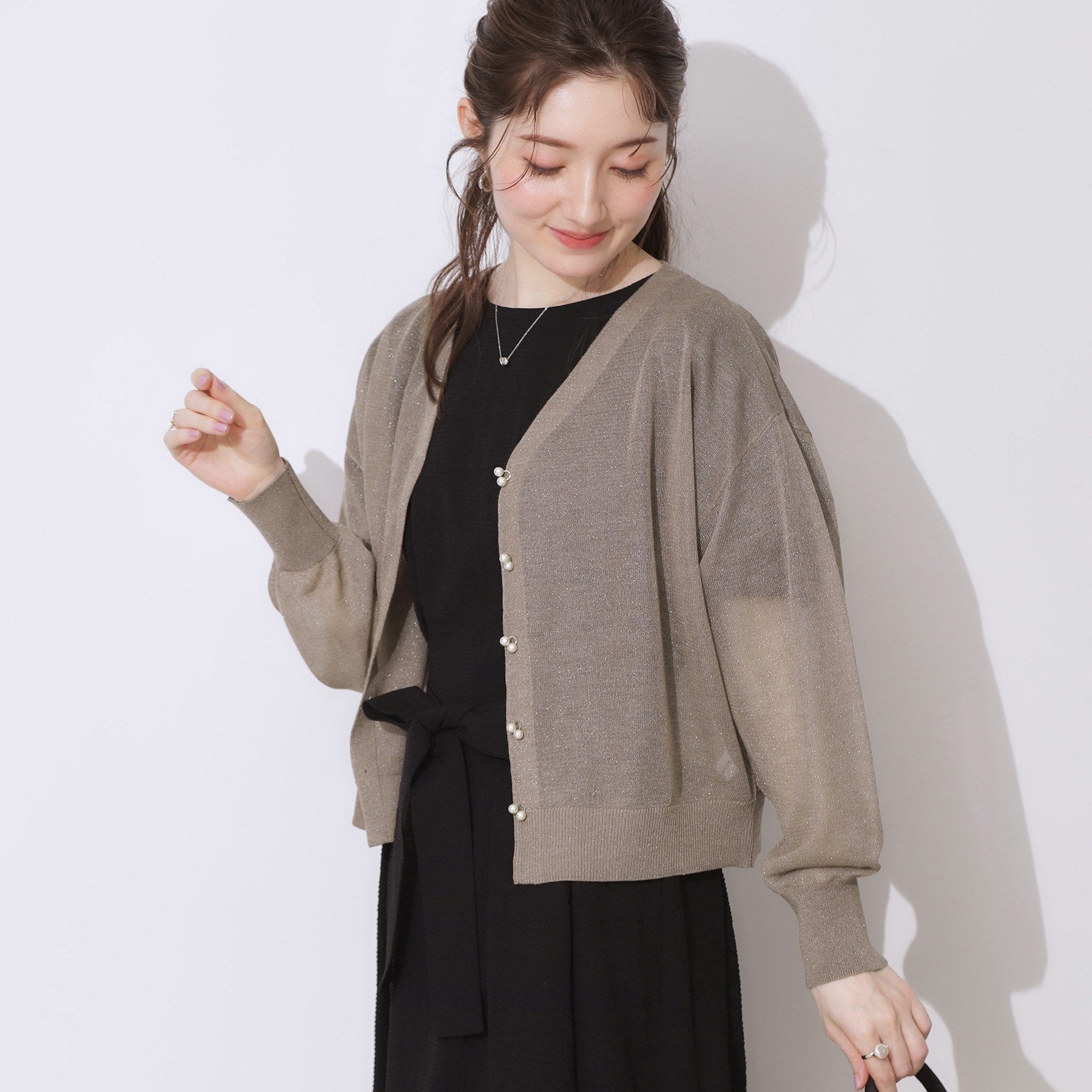 クチュール ブローチ Couture Brooch ダブルパール調釦LEVITAカーディ (ライトピンク(070)) ライトピンク(070)