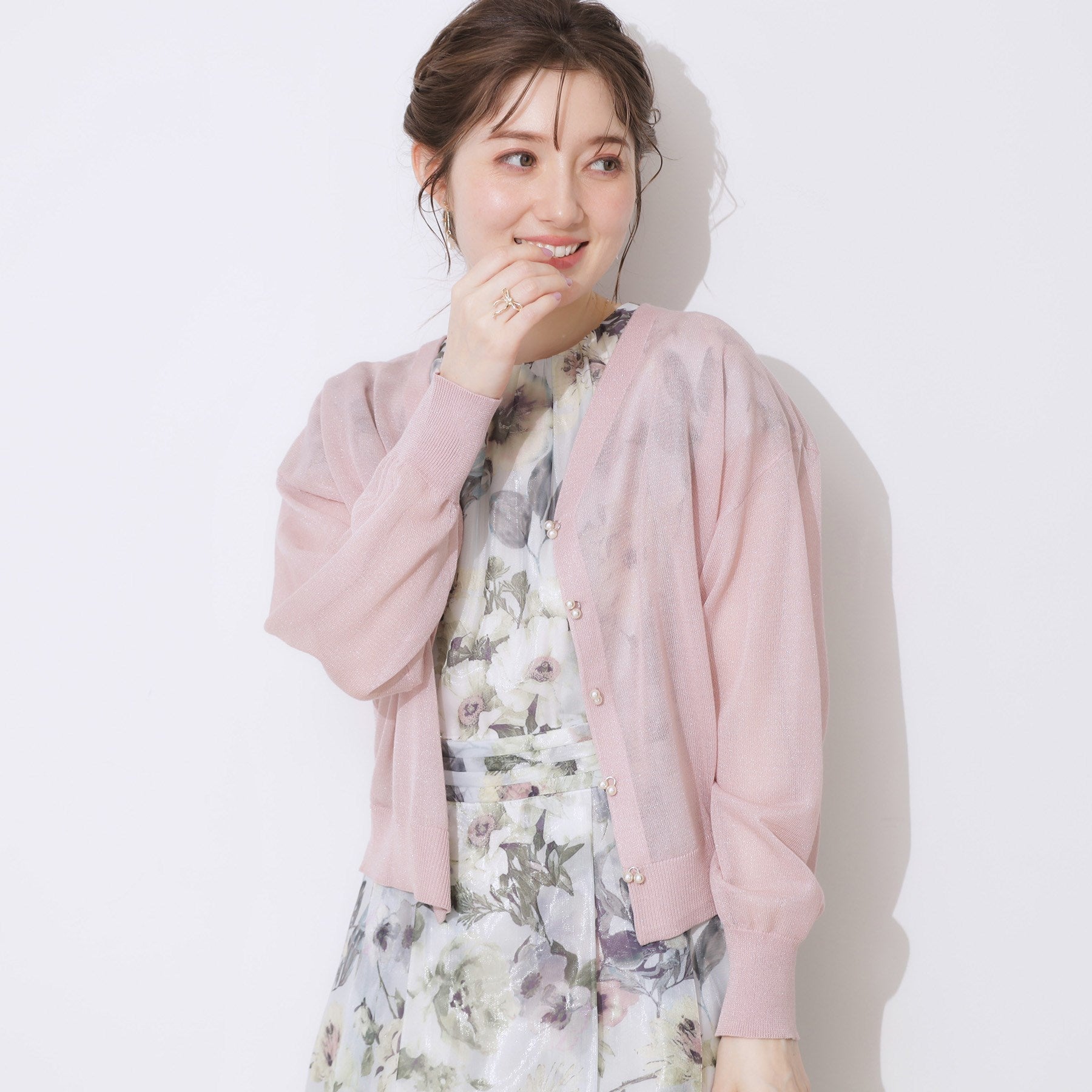 クチュール ブローチ Couture Brooch ダブルパール調釦LEVITAカーディ (ライトピンク(070)) ライトピンク(070)