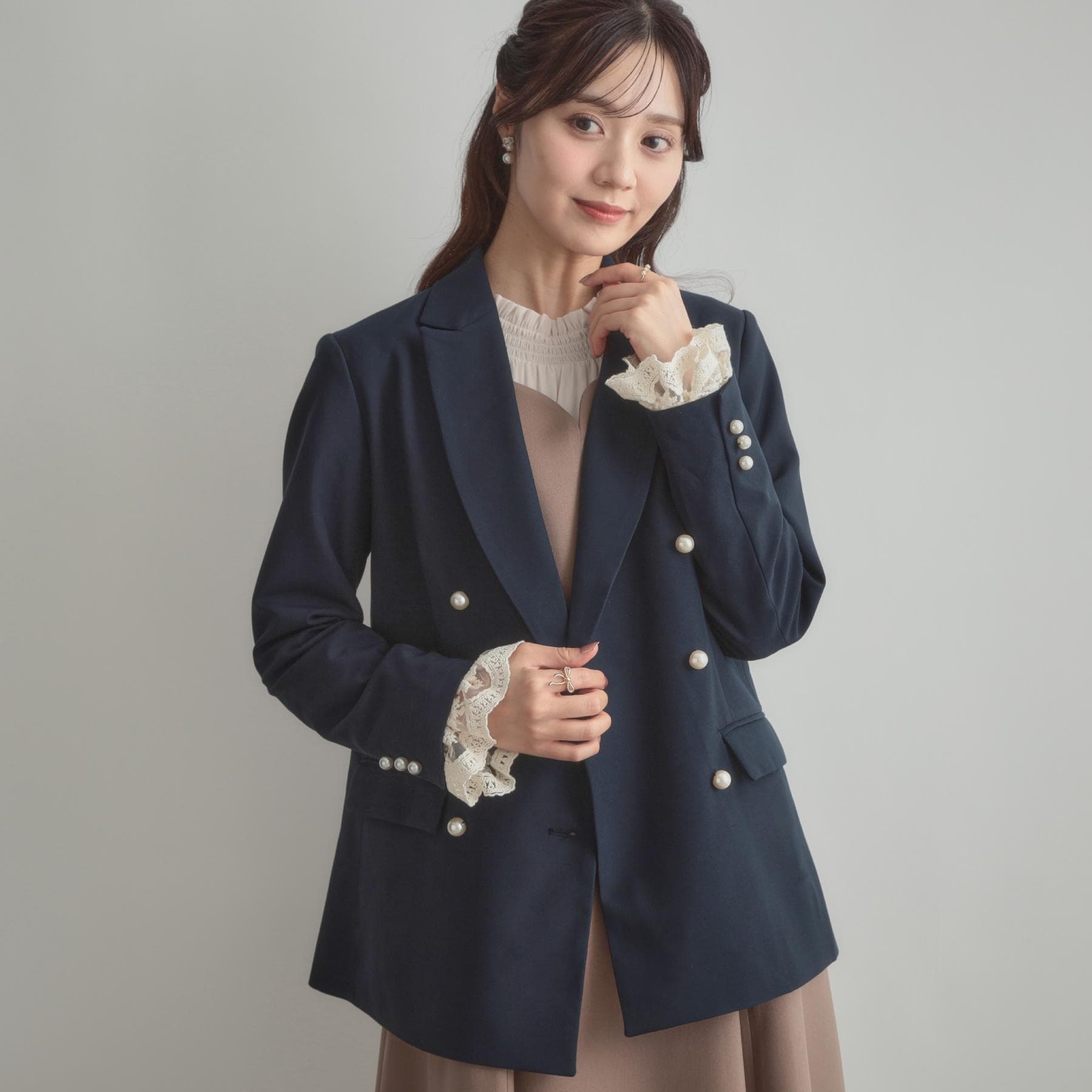クチュール ブローチ Couture Brooch レースカフス パール調釦テーラードジャケット (ネイビー(094)) ネイビー(094)